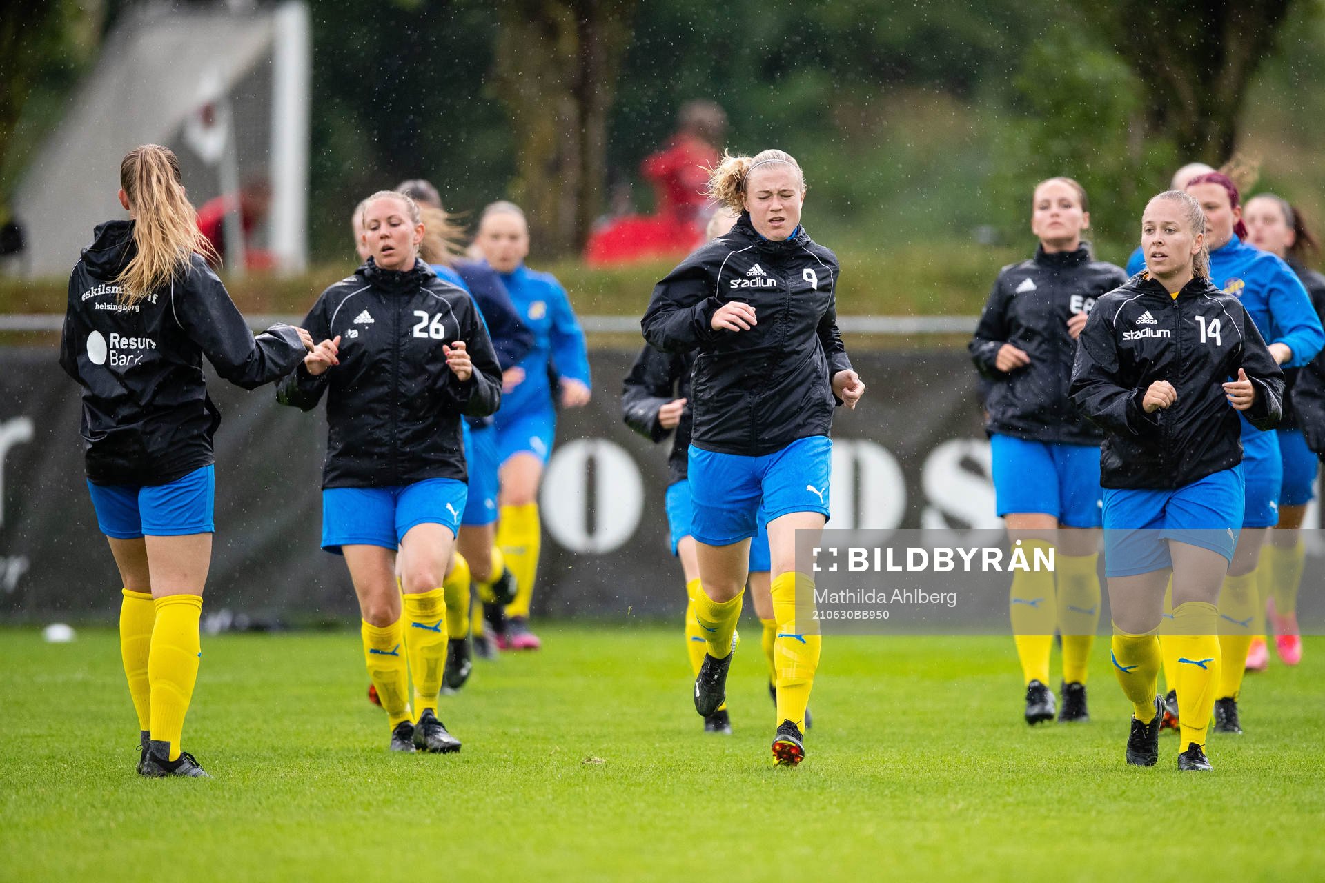 Eskilsminnes Filippa Karlsson, Julia Lennartsson och