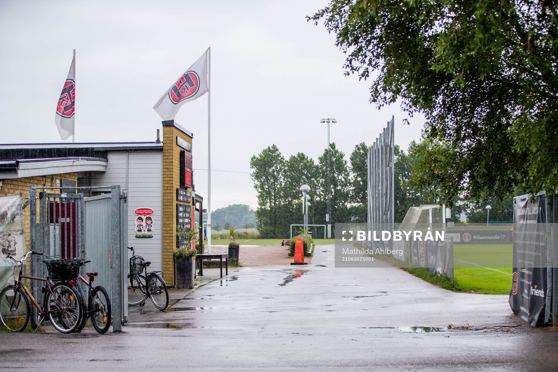 Vy över entrén till Laröds IP