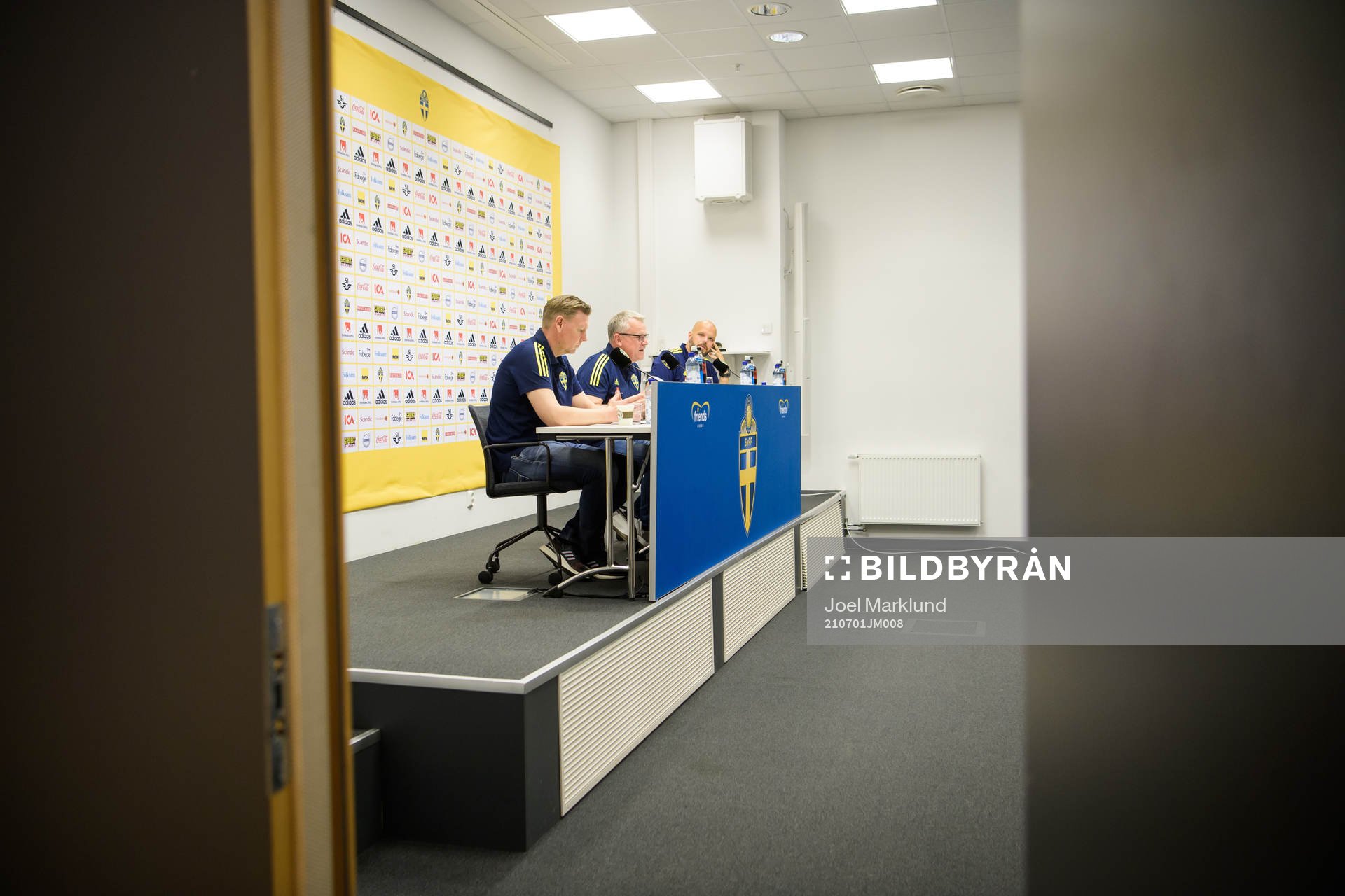Assistant coach Peter Wettergren, head coach Janne Andersson and press officer Jakob Kakembo Andersson of the Swedish national football team at a press conference during the UEFA Euro 2020 Football Championship on July 1, 2021 in Stockholm.