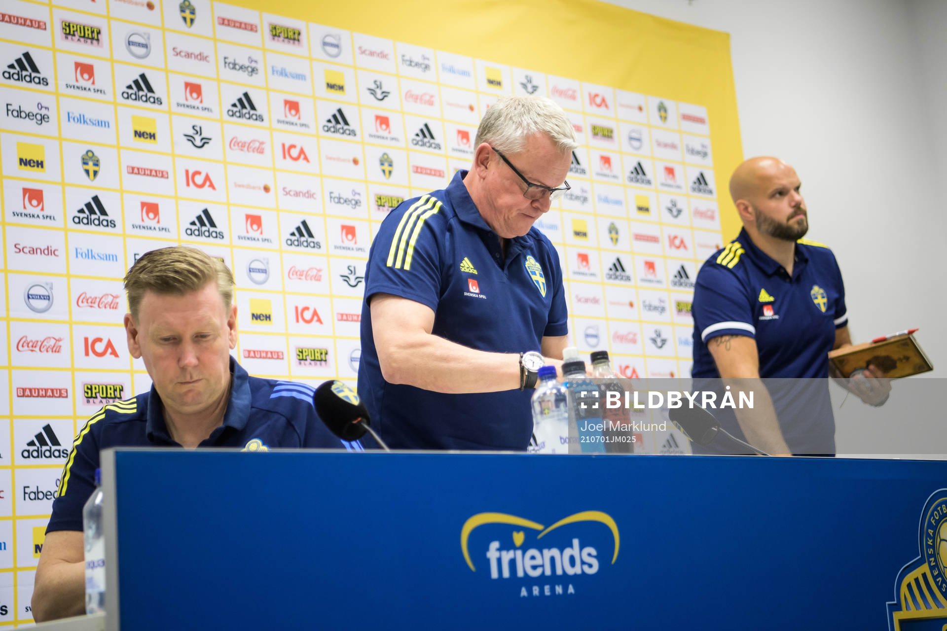 Assistant coach Peter Wettergren, head coach Janne