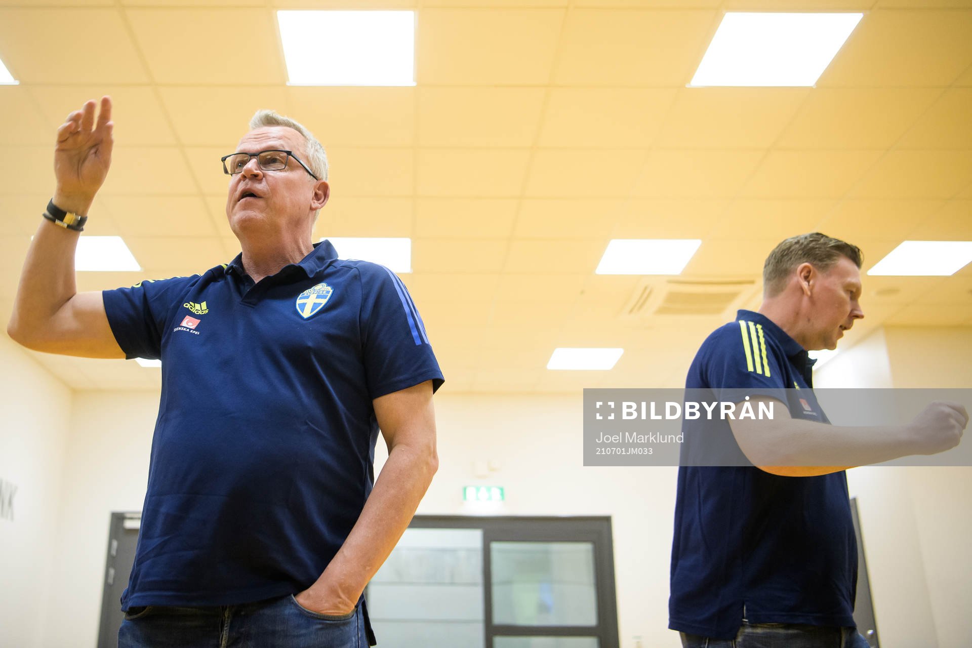 Head coach Janne Andersson and assistant coach Peter
