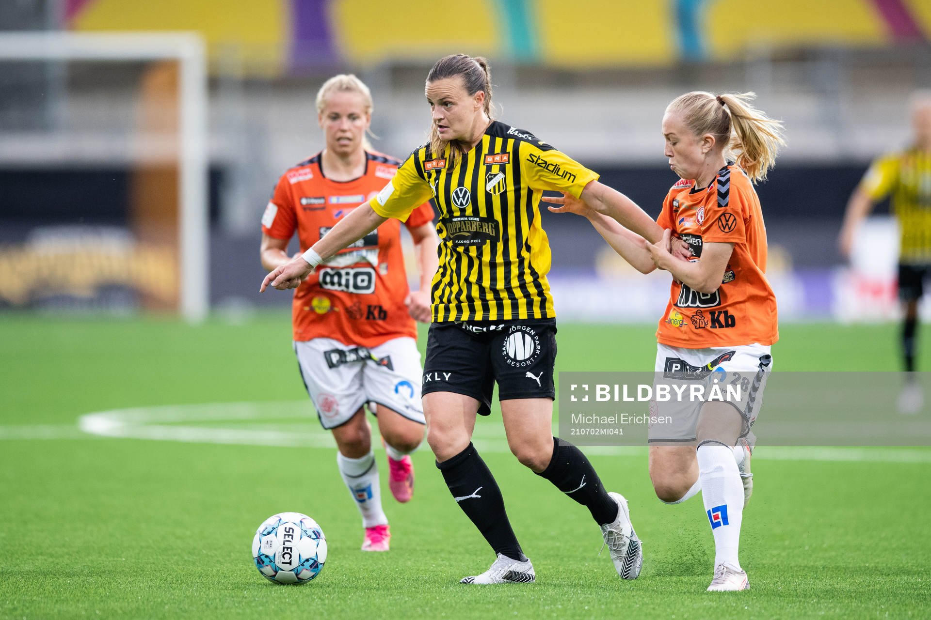 Häckens Milica Mijatovic och Kristianstads Elise