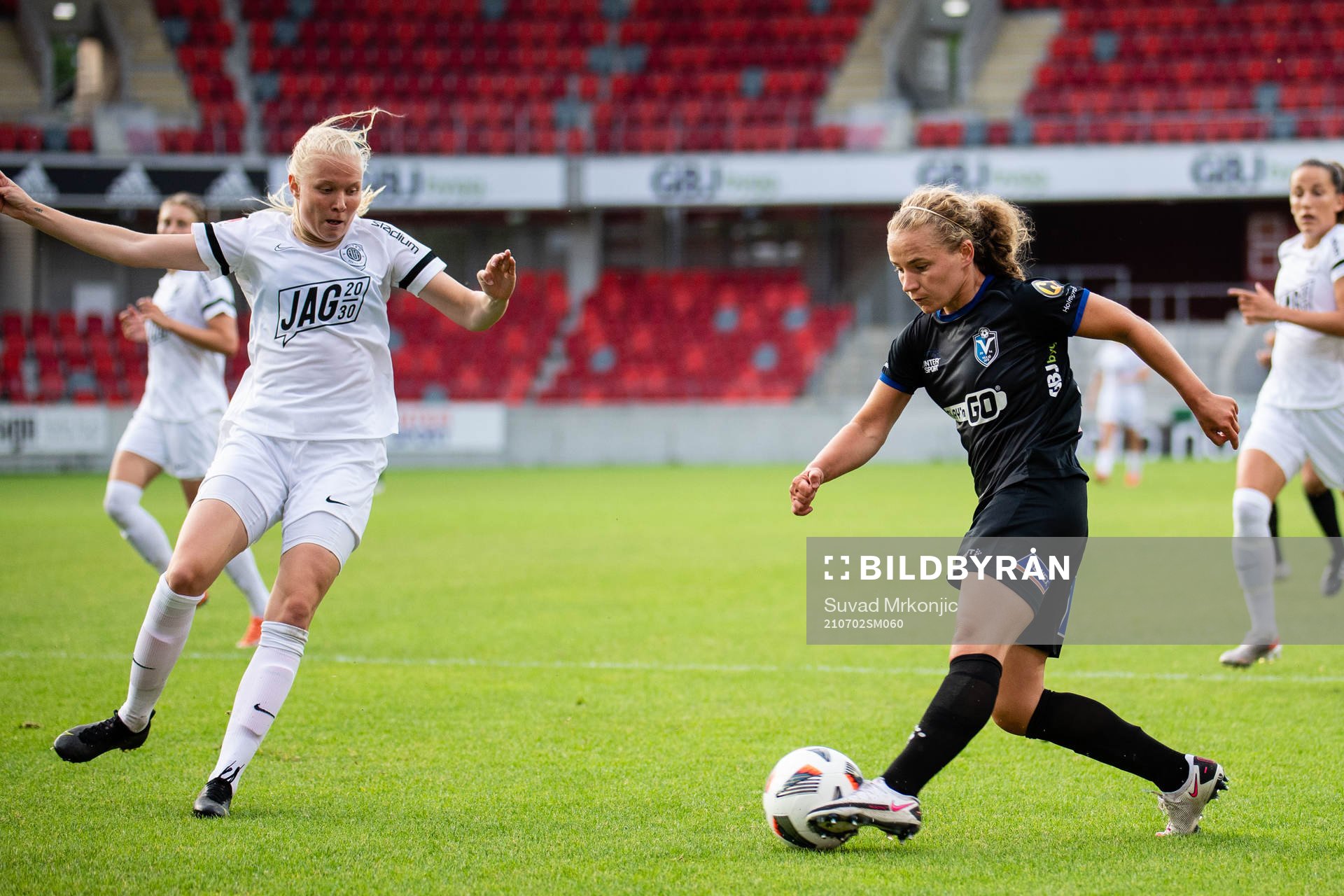 Eskilstunas Elin Rombing och Växjös Signe Holt Andersen