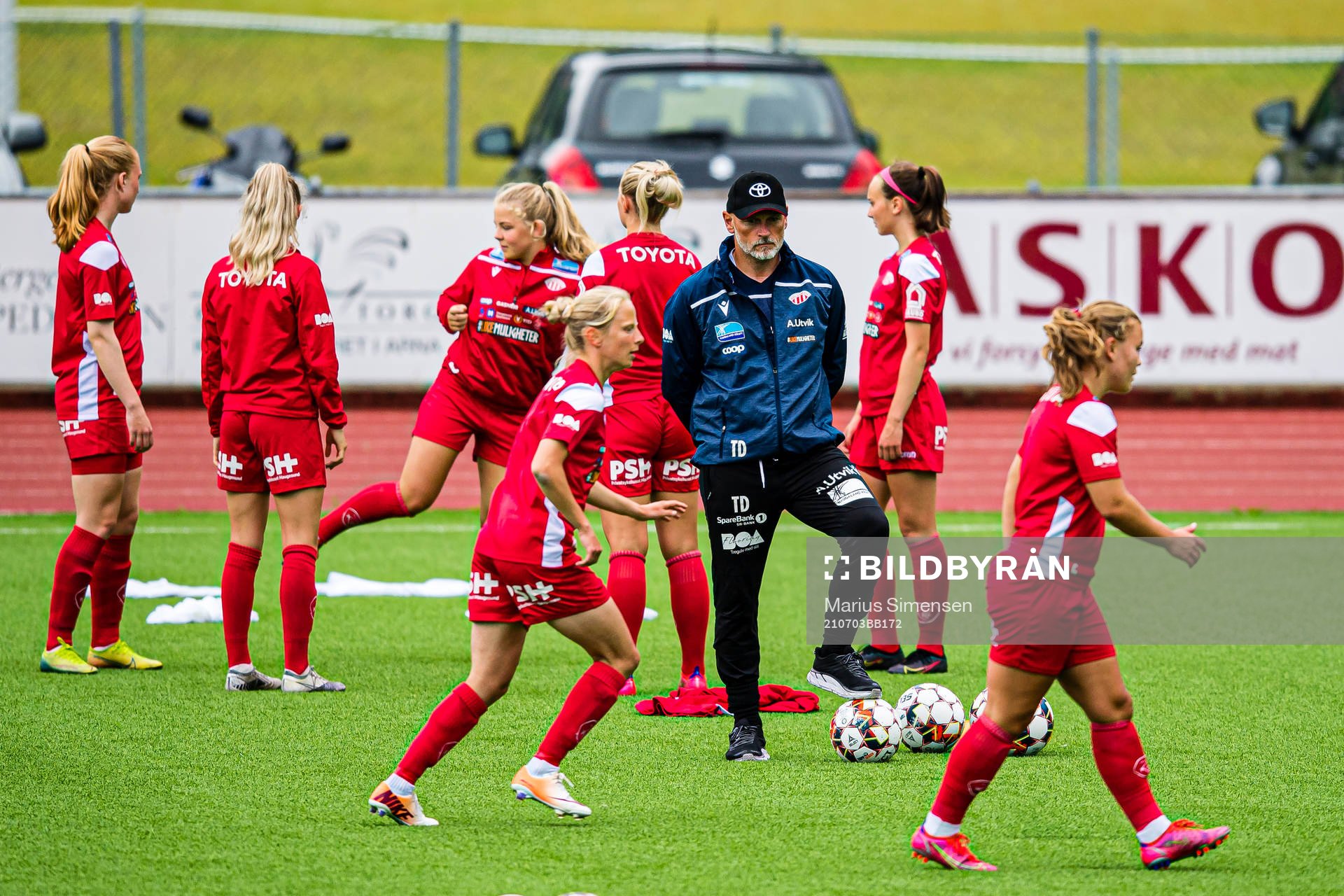Thomas Dahle, head coach of Avaldsnes, ahead of the Toppserien football match between Arna-Bjørnar and Avaldsnes on July 3, 2021 in Arna.