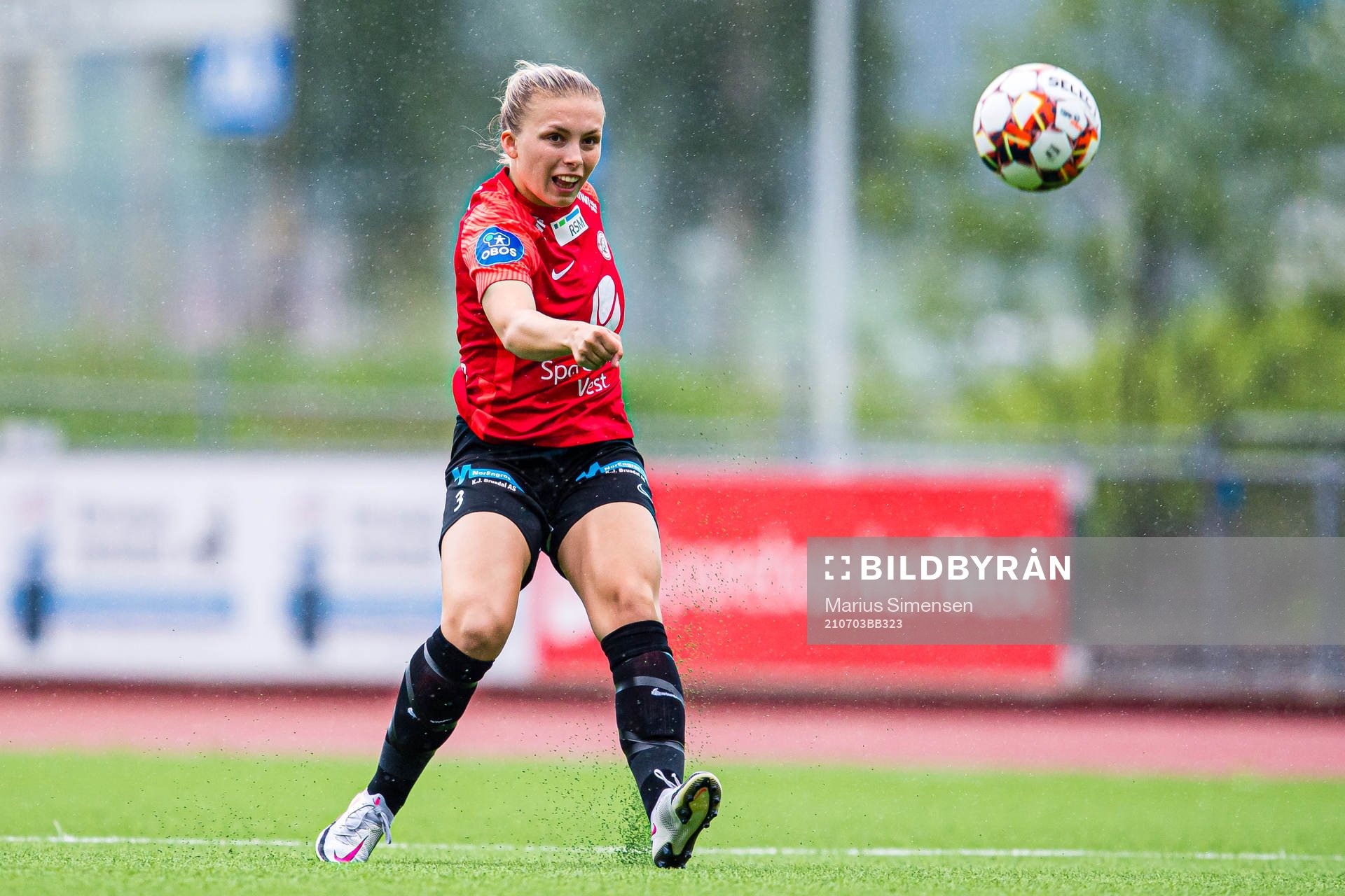 Marte Bjelde Hjelmhaug of Arna-Bjørnar