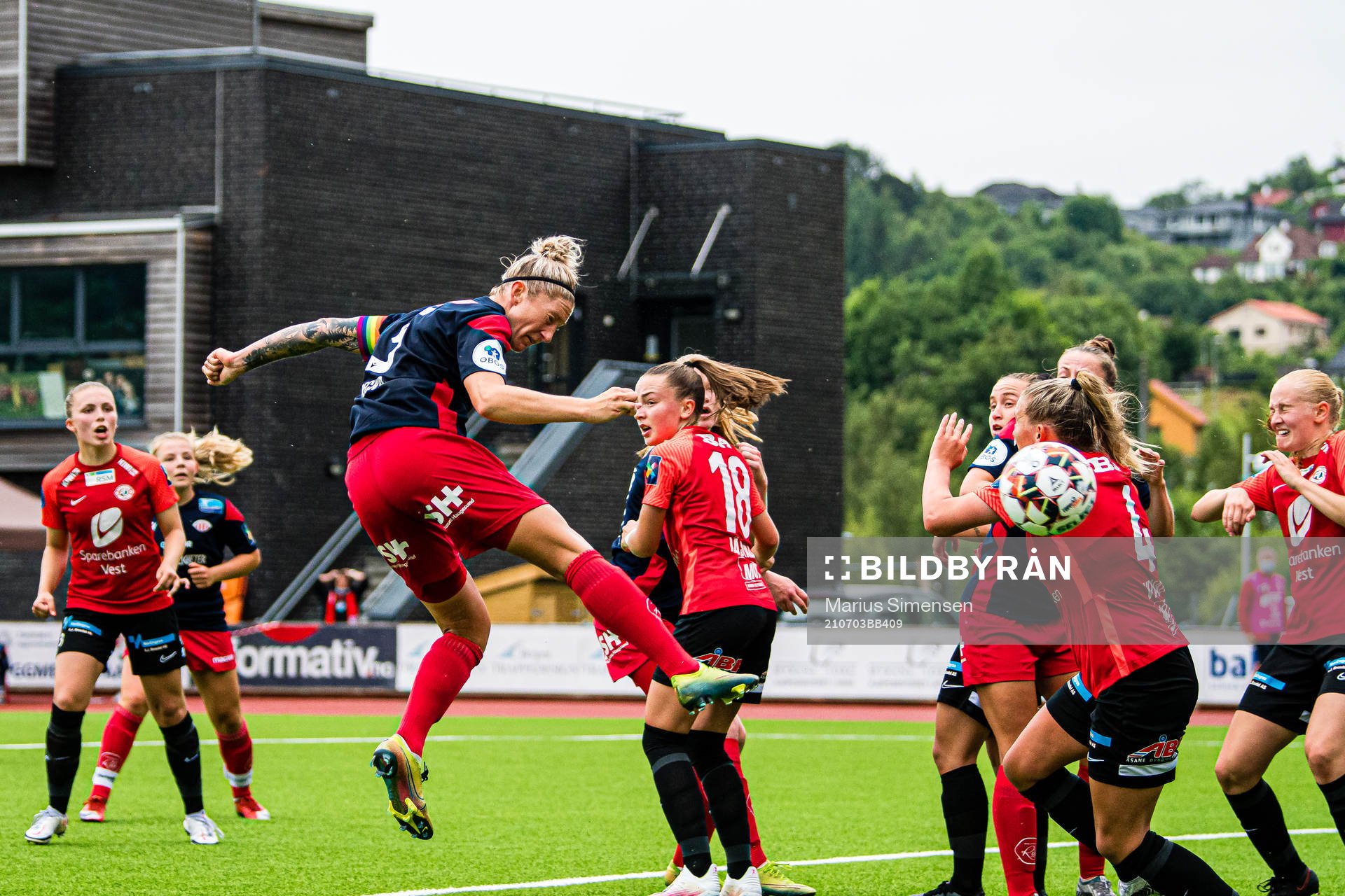 Robyn Elizabeth Decker of Avaldsnes