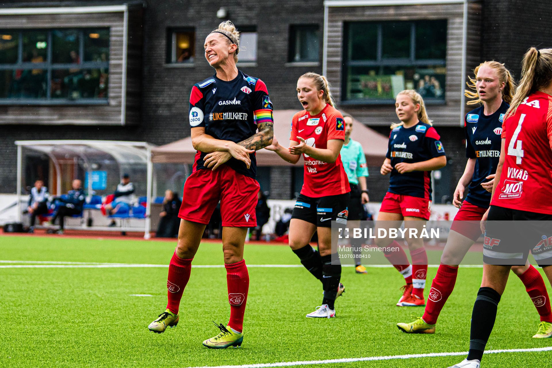 Robyn Elizabeth Decker of Avaldsnes reacts
