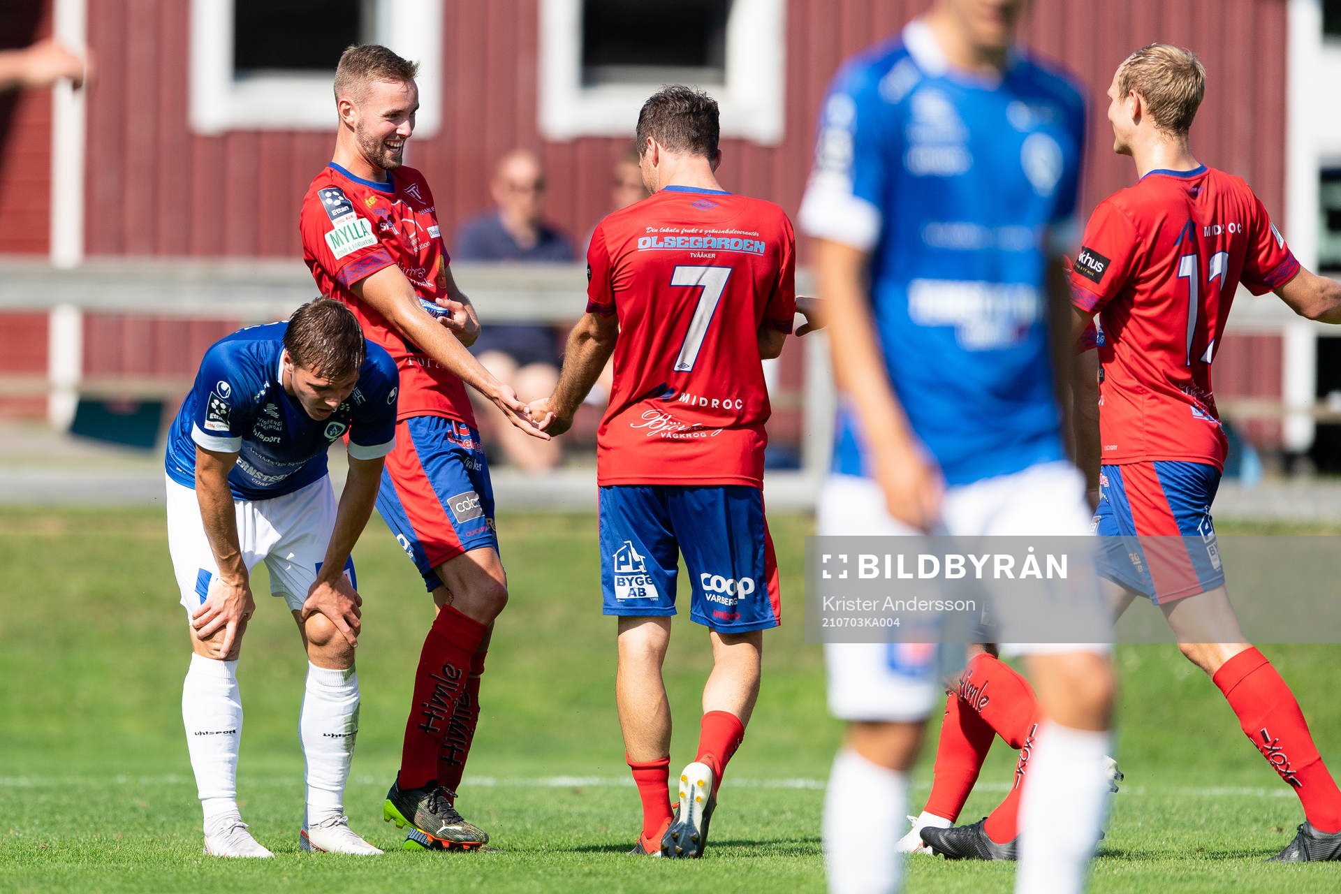 Tvååkers Adam Lindgren jublar