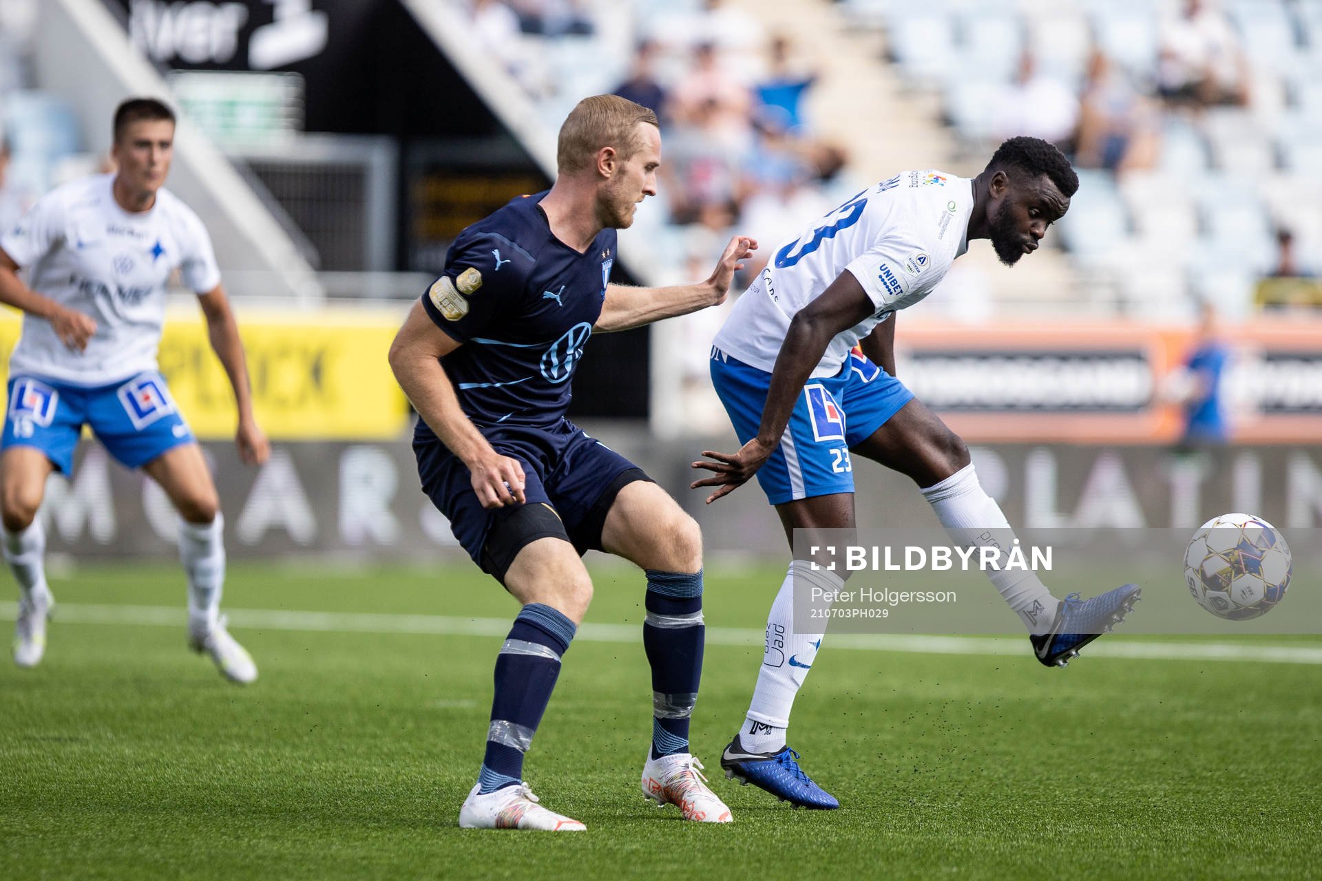 Malmö FFs Franz Brorsson och IFK Norrköpings Maic Sema
