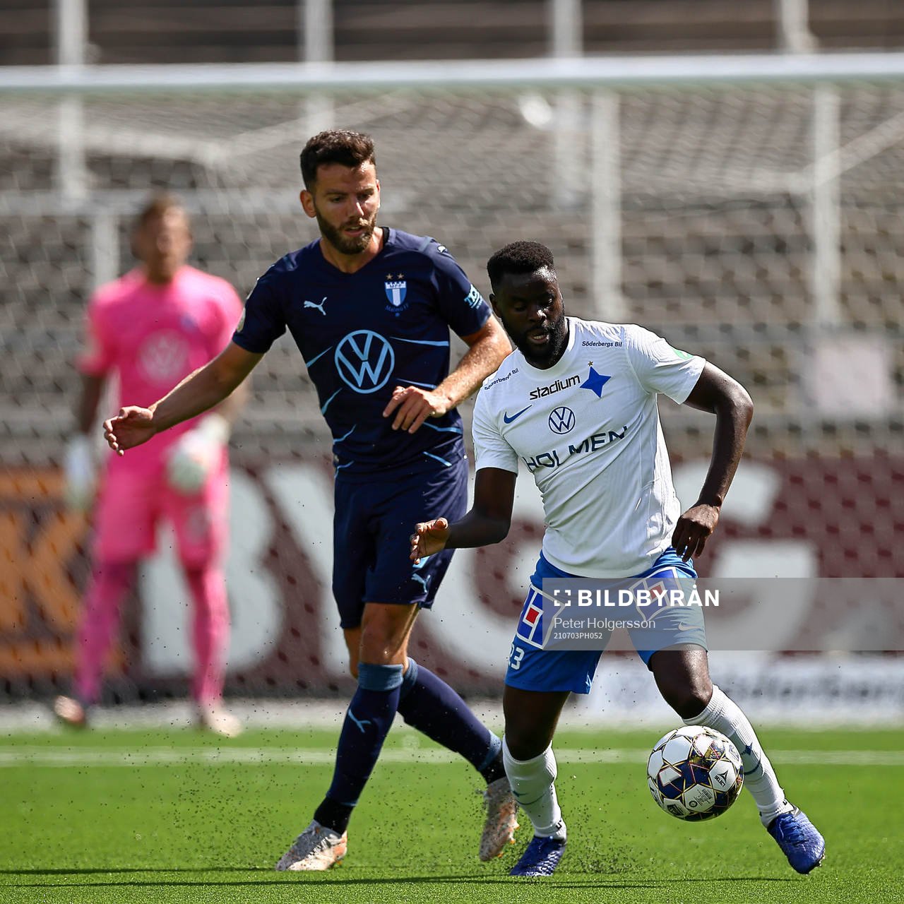 Malmö FFs Erdal Rakip och IFK Norrköpings Maic Sema