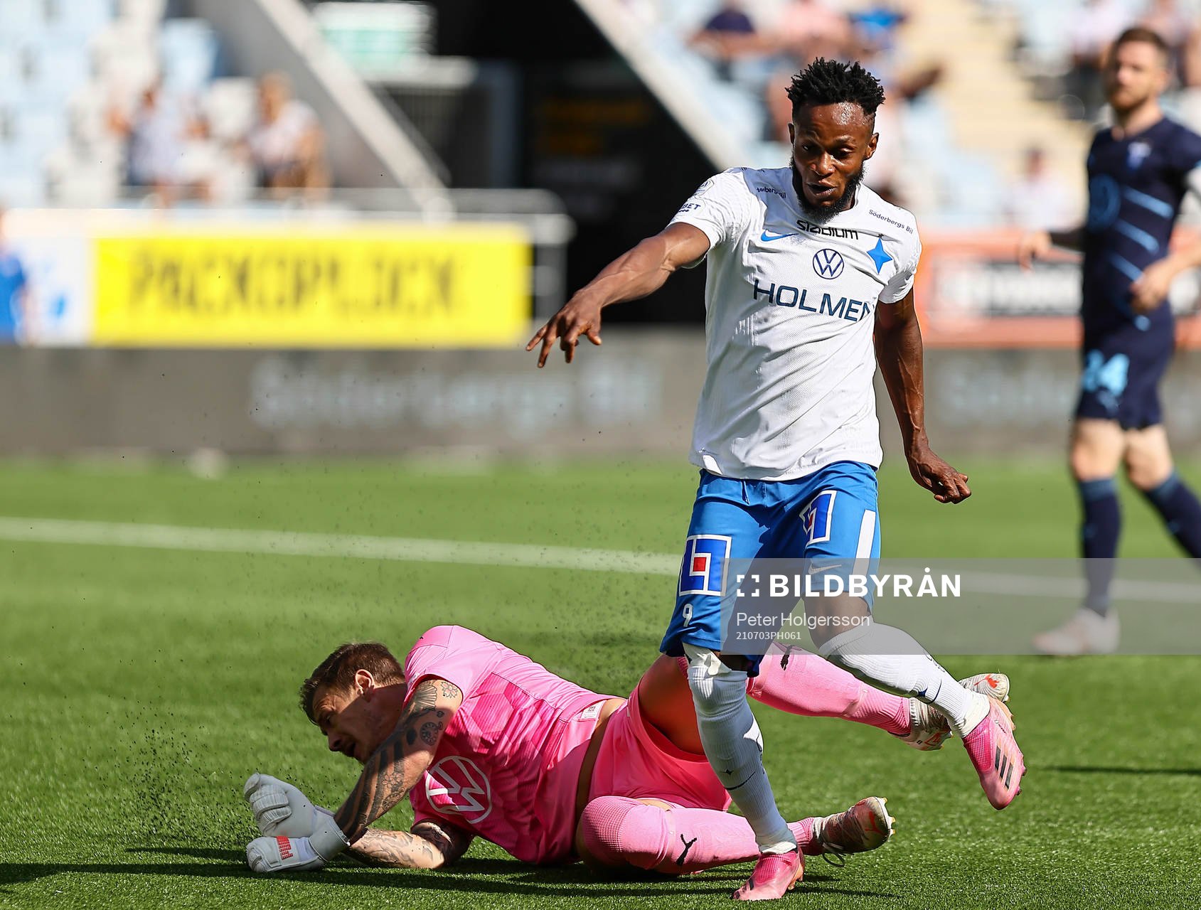Malmö FFs målvakt Johan Dahlin och IFK Norrköpings