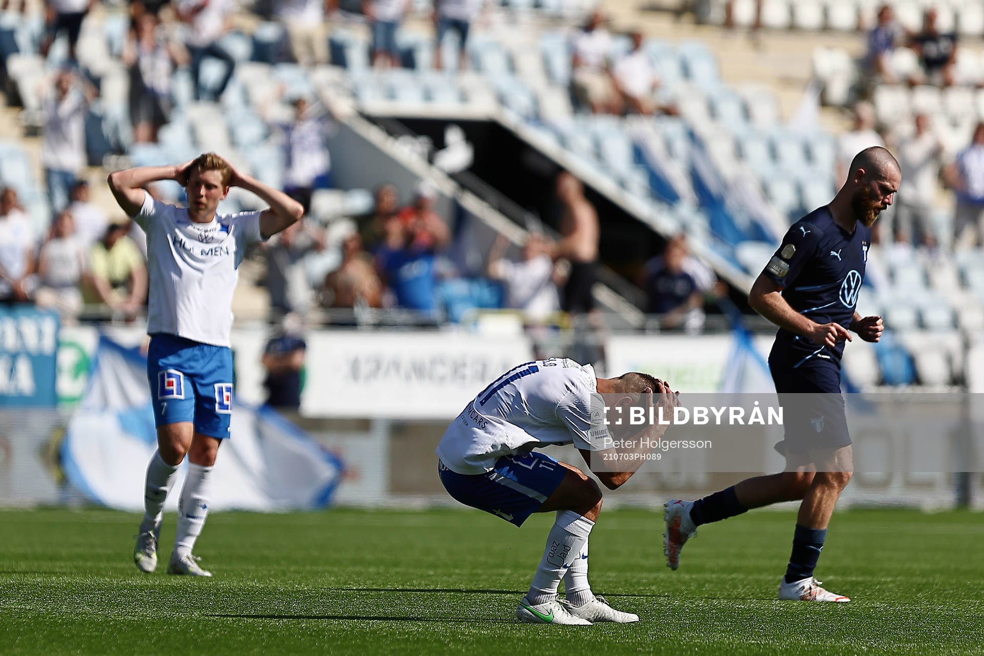 IFK Norrköpings målvakt Oscar Jansson deppar