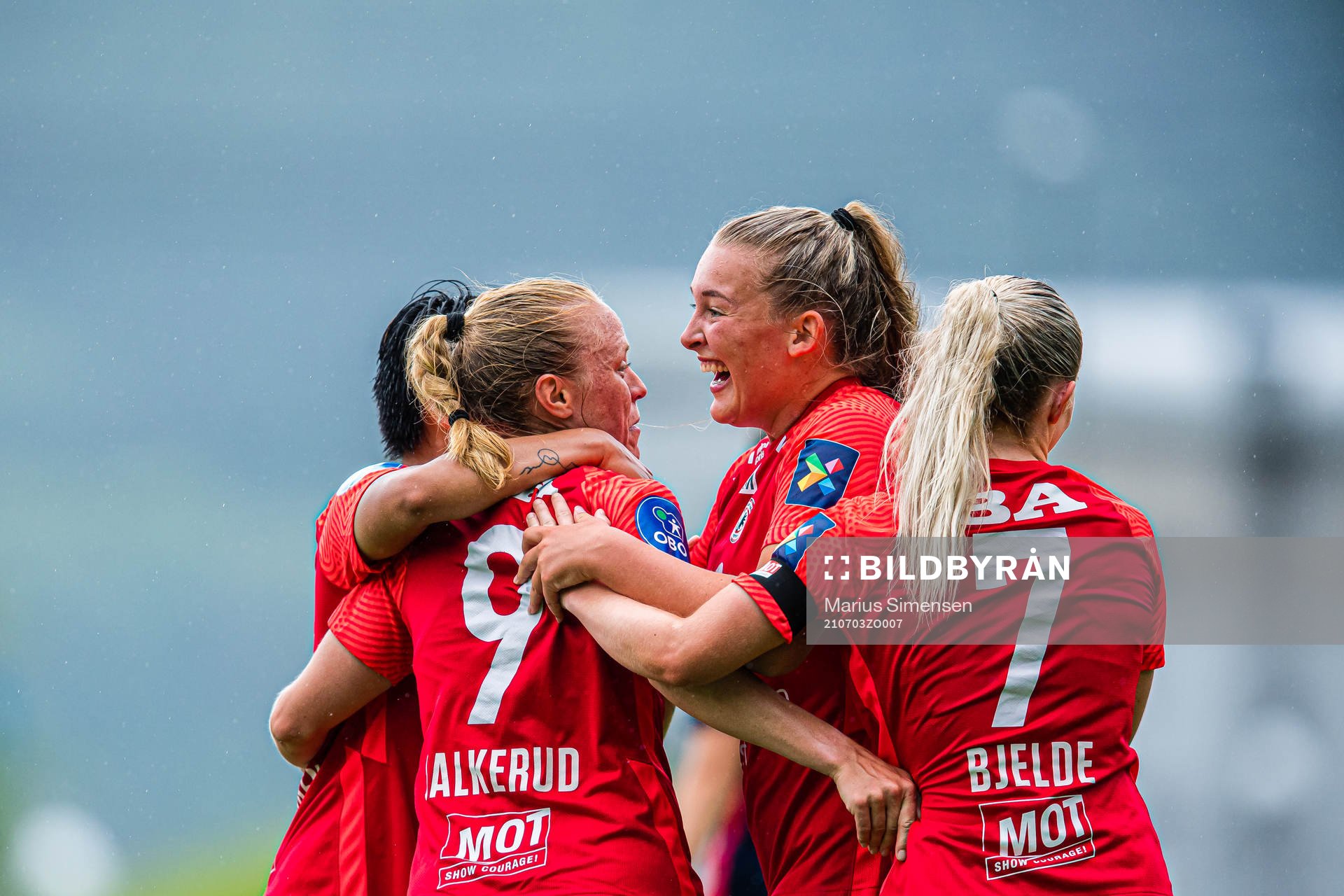 Mia Jalkerud of Arna-Bjørnar celebrates