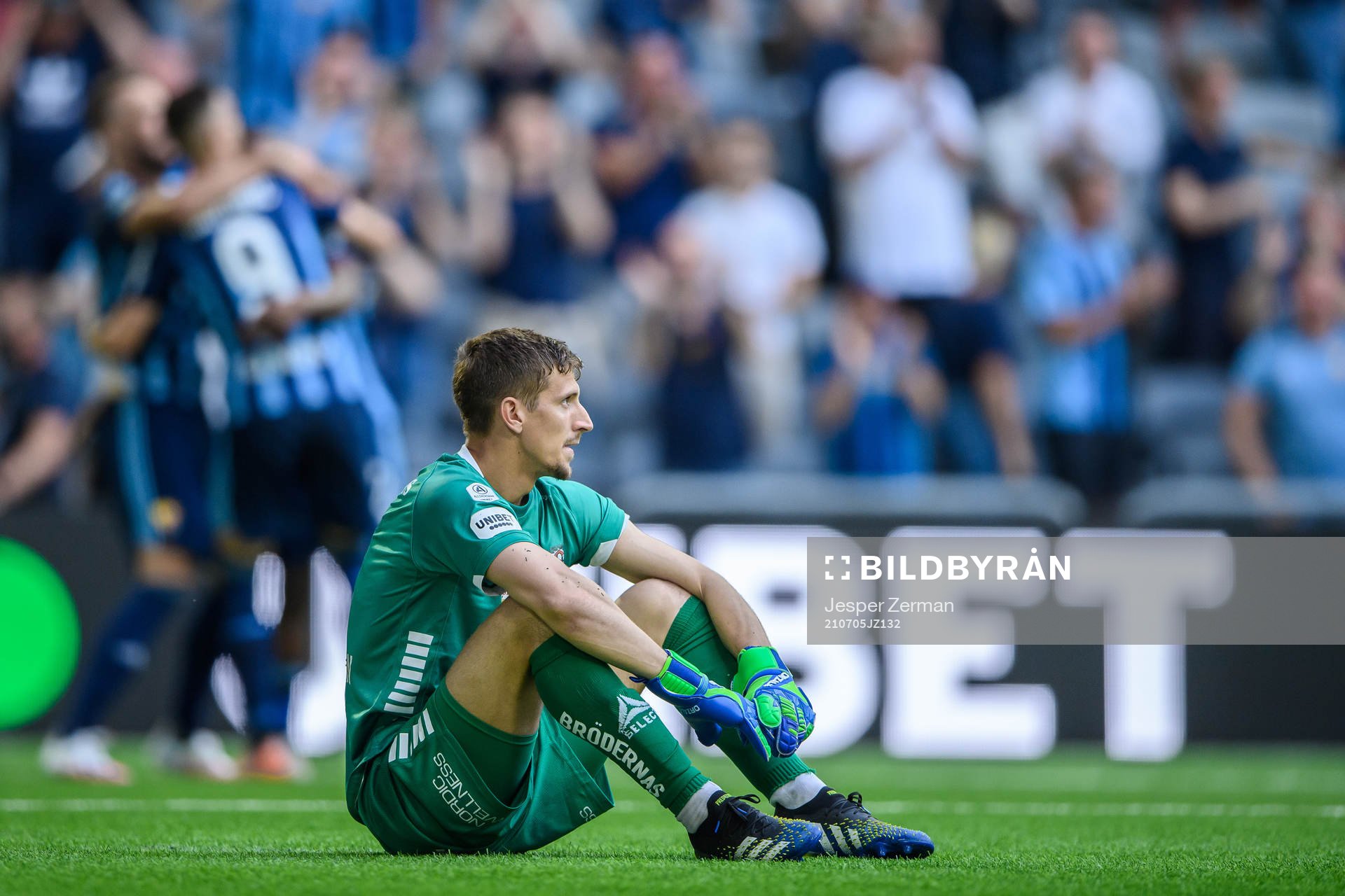 Örebros målvakt Bobby Allain deppar