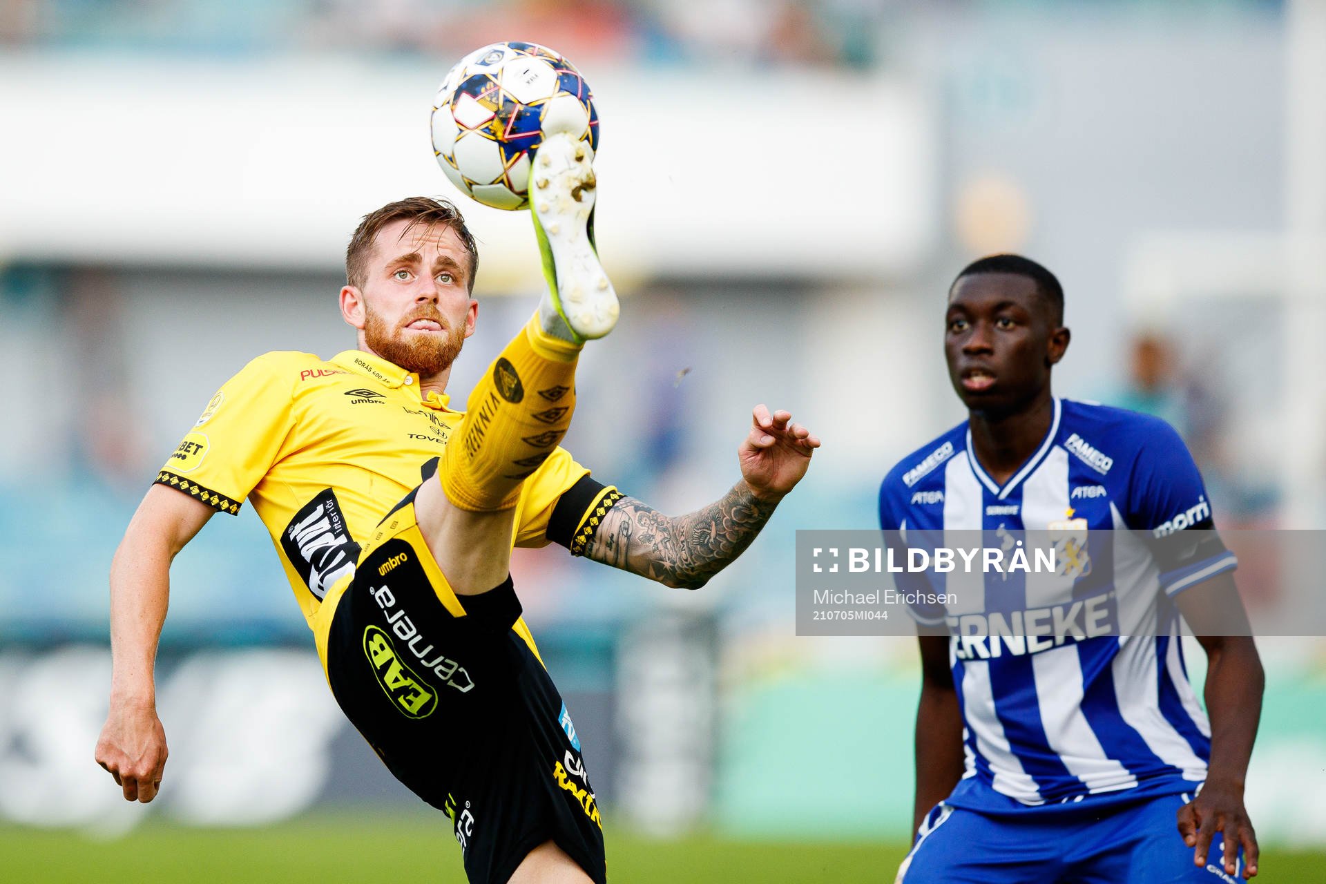 Elfsborgs Rasmus Alm och IFK Göteborgs Yahya Kalley