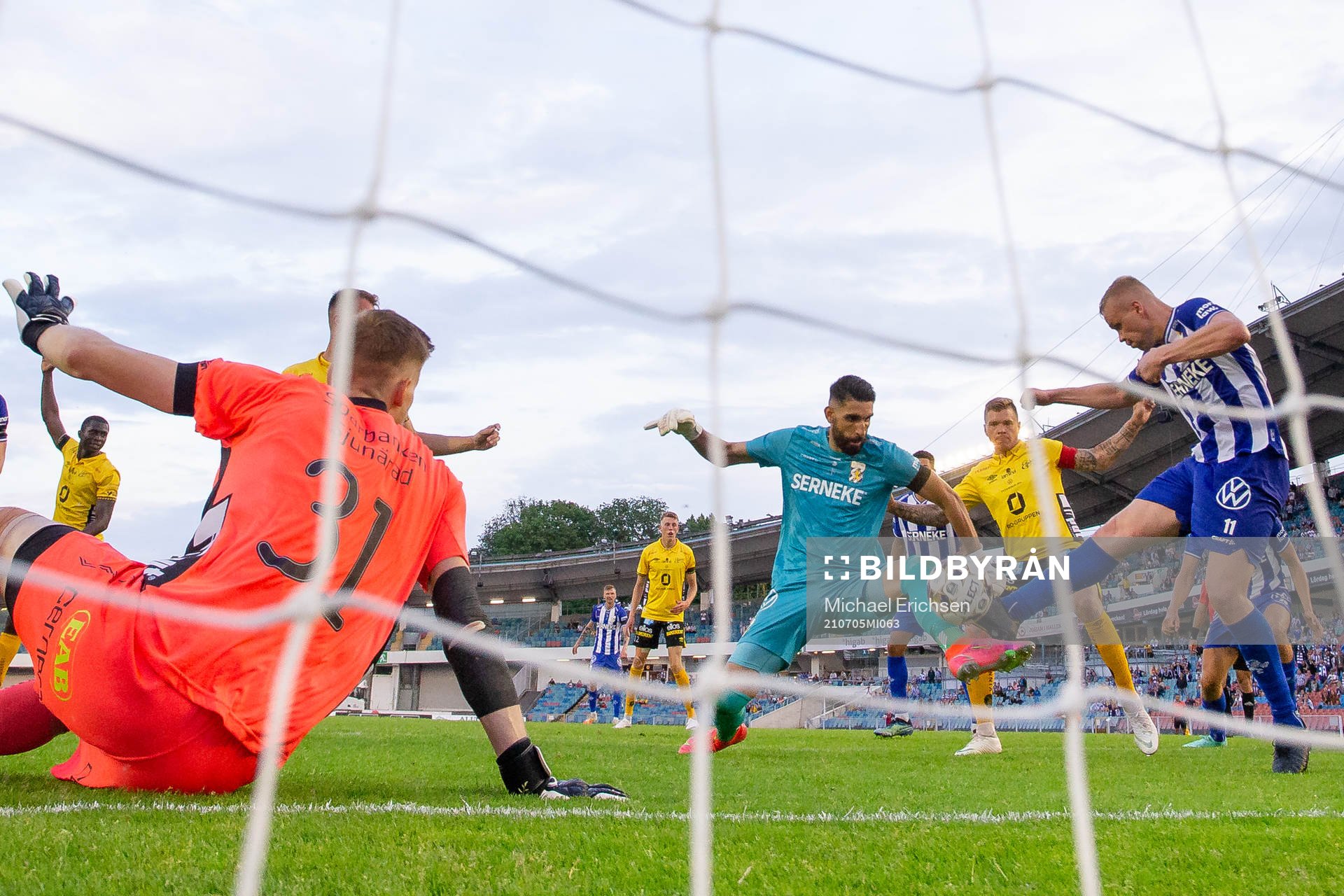 IFK Göteborgs målvakt Giannis Anestis och Kolbeinn