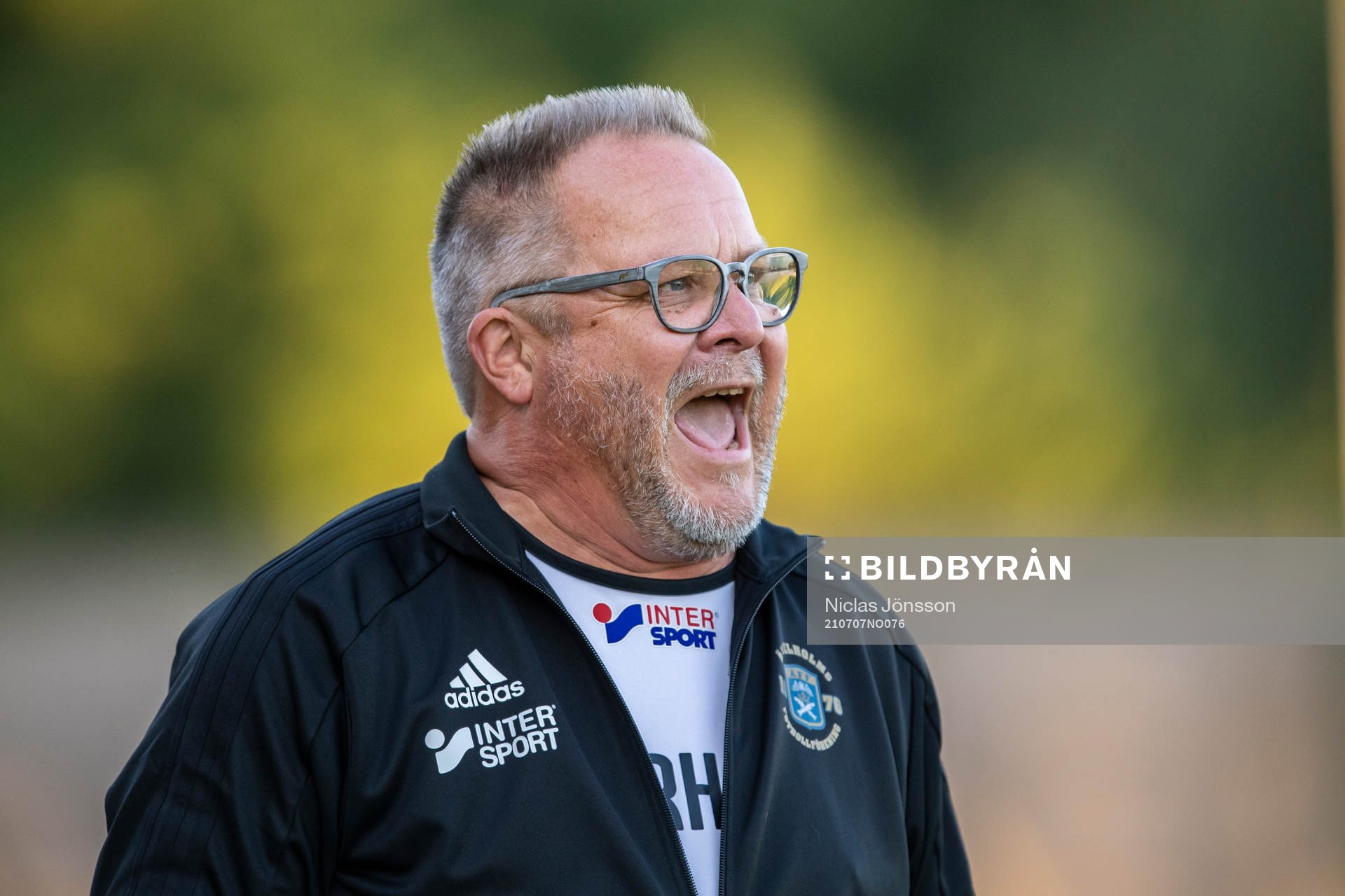 Ängelholms tränare Roar Hansen reagerar