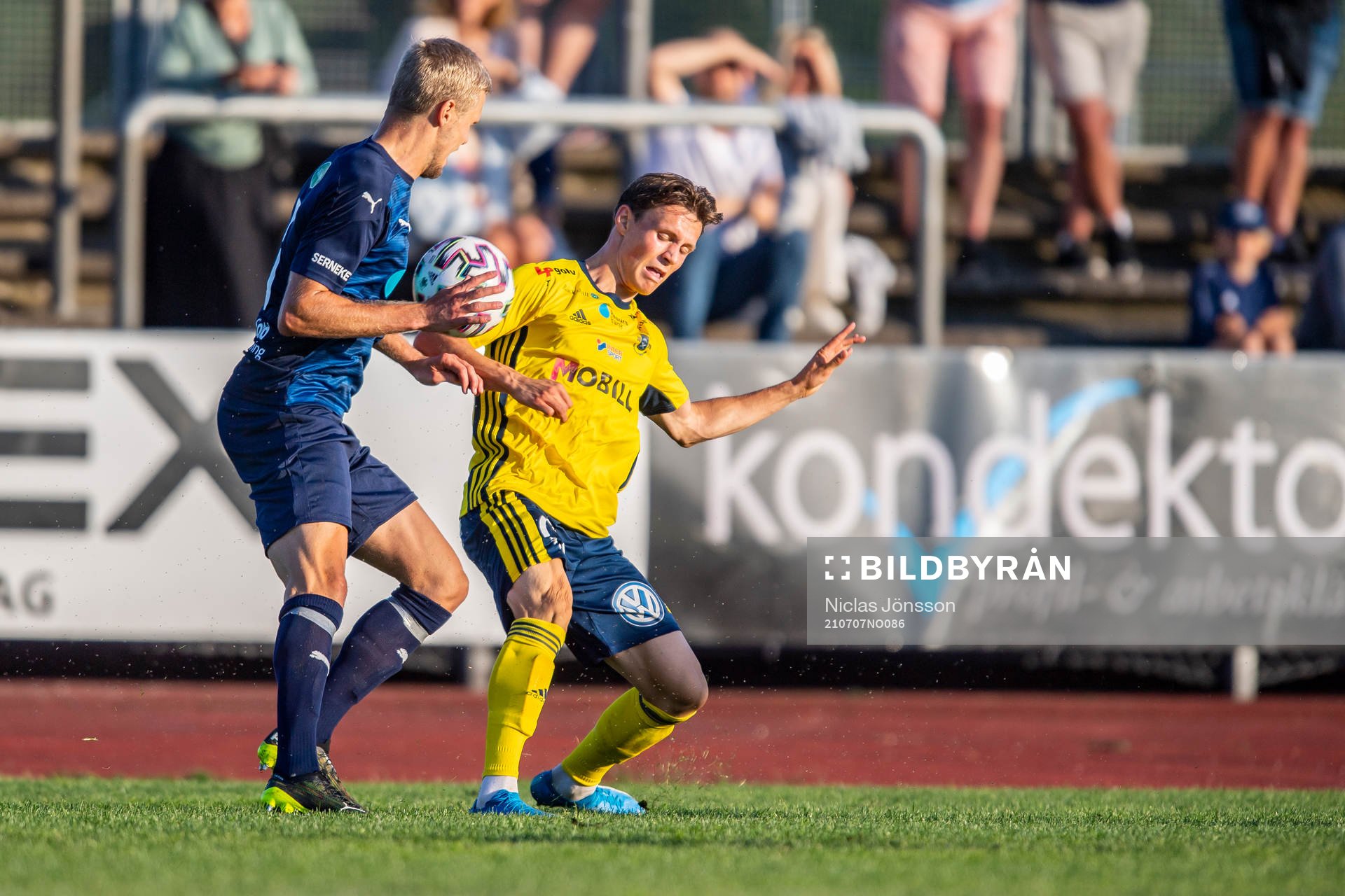 Eskilsminnes Jonatan Persson och Ängelholms Filip Sjöberg