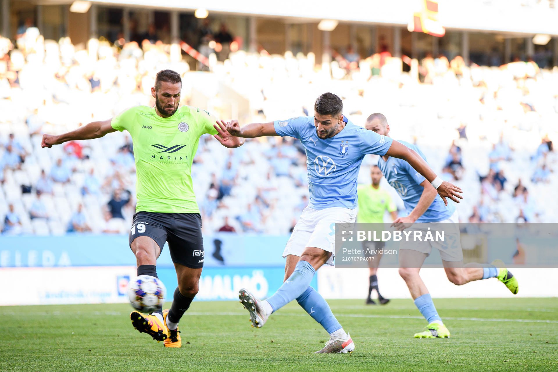 Ivan Paurevic of Riga and Antonio Colak of Malmö FF