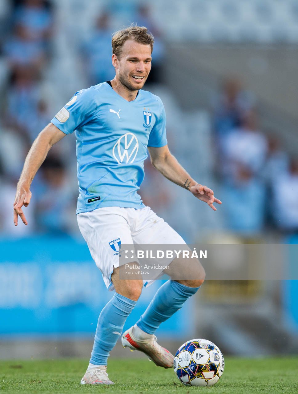 Oscar Lewicki of Malmö FF
