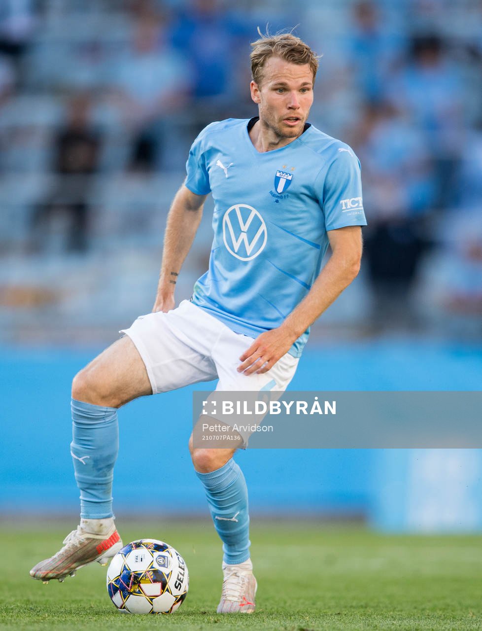 Oscar Lewicki of Malmö FF