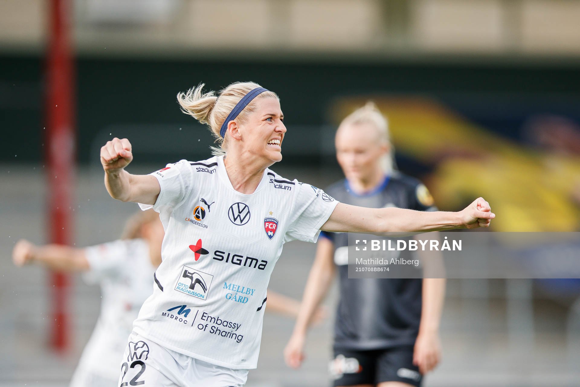 Rosengårds Olivia Schough jublar