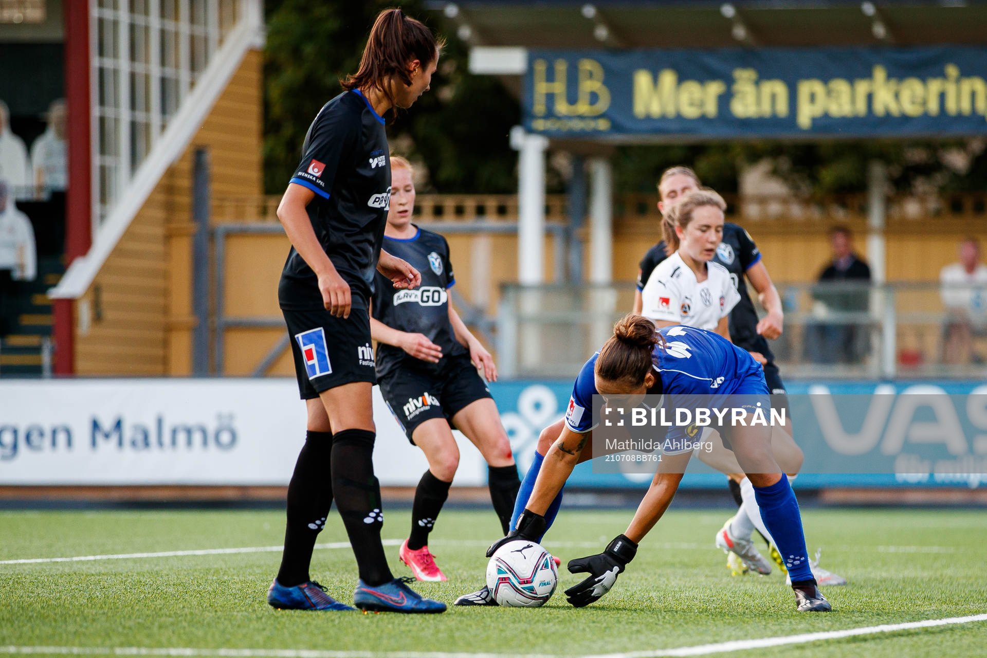Växjös målvakt Katlynn Fraine under fotbollsmatchen i Damallsvenskan mellan FC Rosengård och Växjö den 8 juli 2021 i Malmö. 