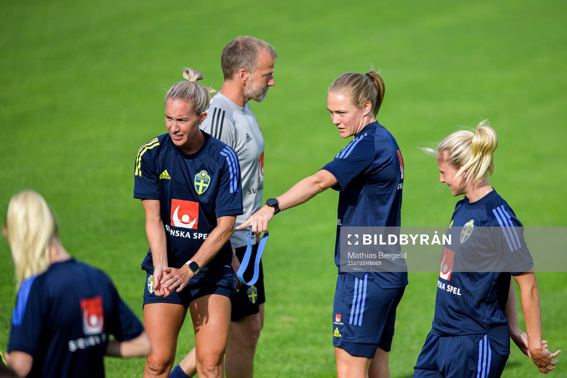 Julia Roddar, Magdalena Eriksson och Rebecka Blomqvist