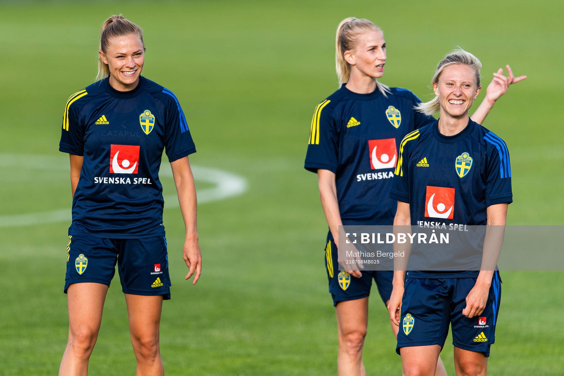 Fridolina Rolfö, Sofia Jakobsson och Rebecka Blomqvist