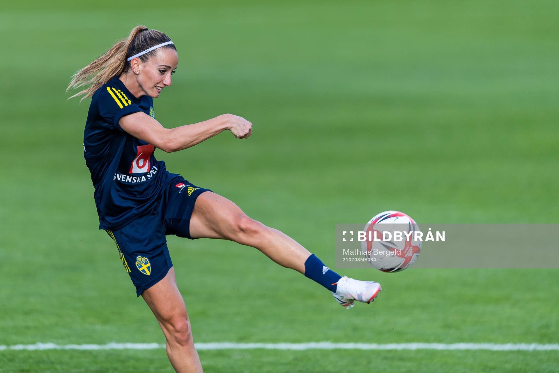 Kosovare Asllani