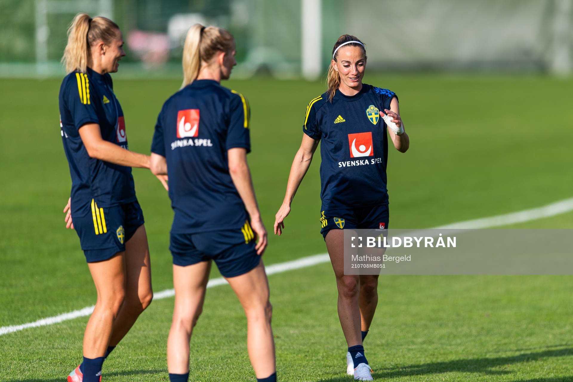 Fridolina Rolfö, Sofia Jakobsson och Kosovare Asllani