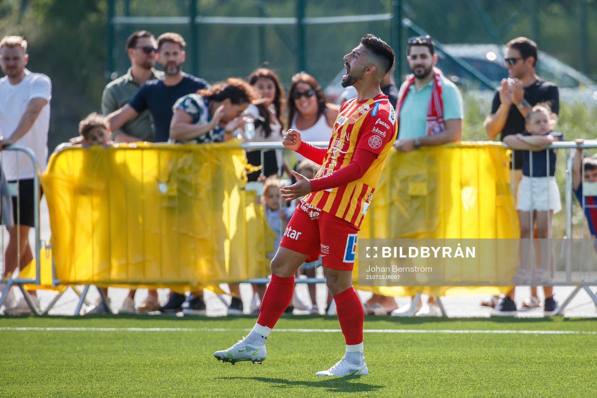 Örebro Syrianskas Rodin Deprem jublar