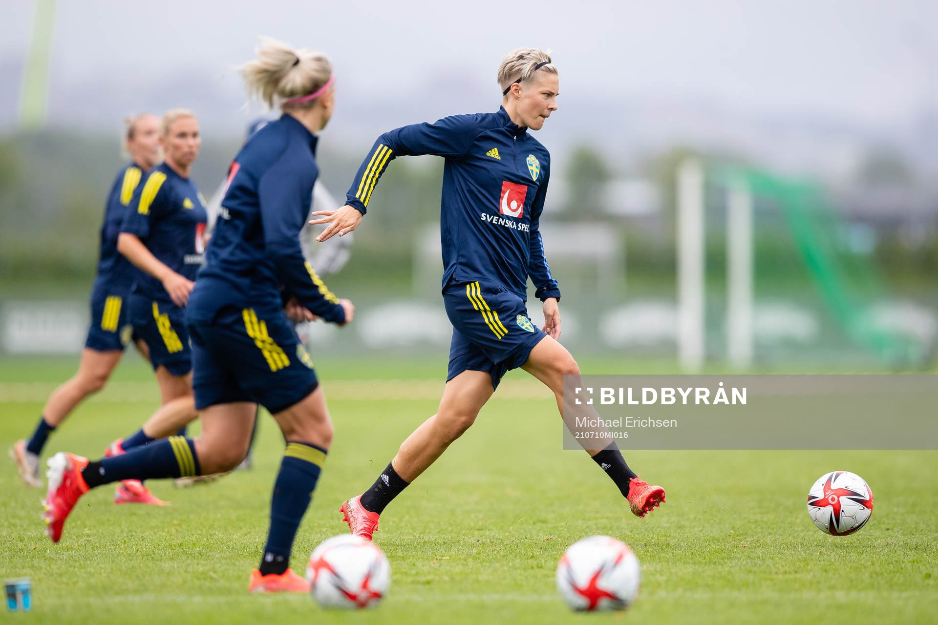 Lina Hurtig under en träning med Sveriges damlandslag i fotboll den 10 juli 2021 i Göteborg. 
