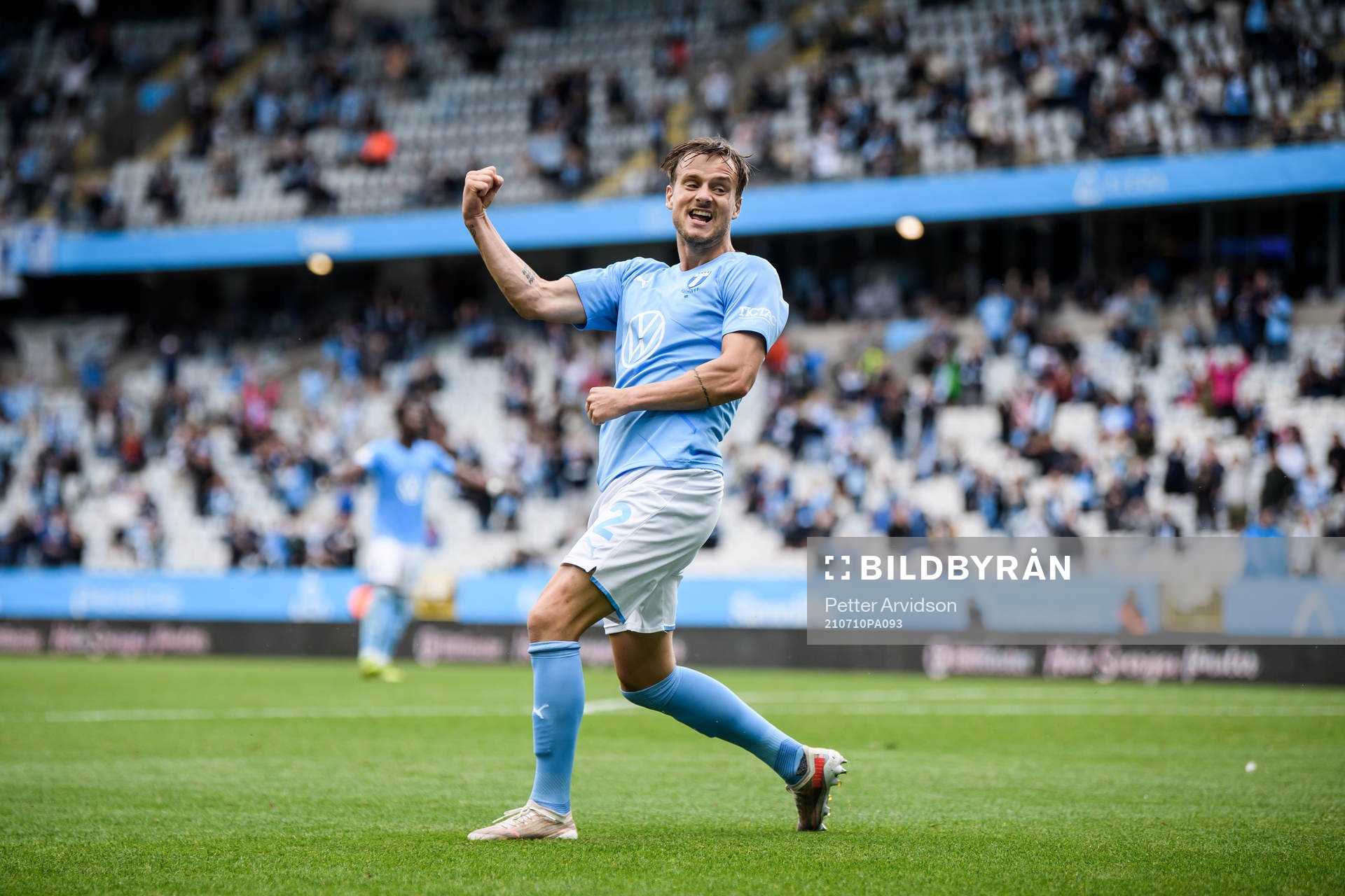 Malmö FFs Eric Larsson jublar