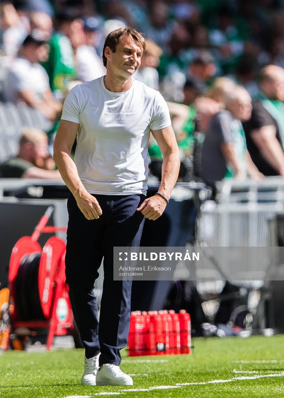 Hammarbys tränare Milos Milojevic deppar