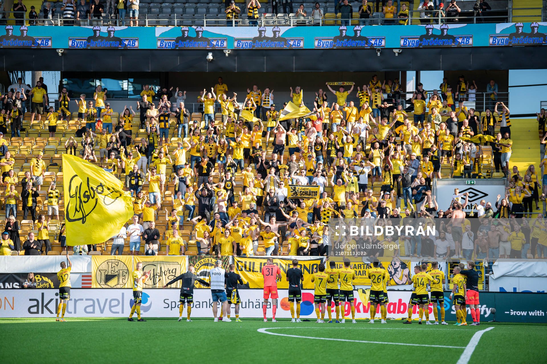 Elfsborgs spelare tackar publiken