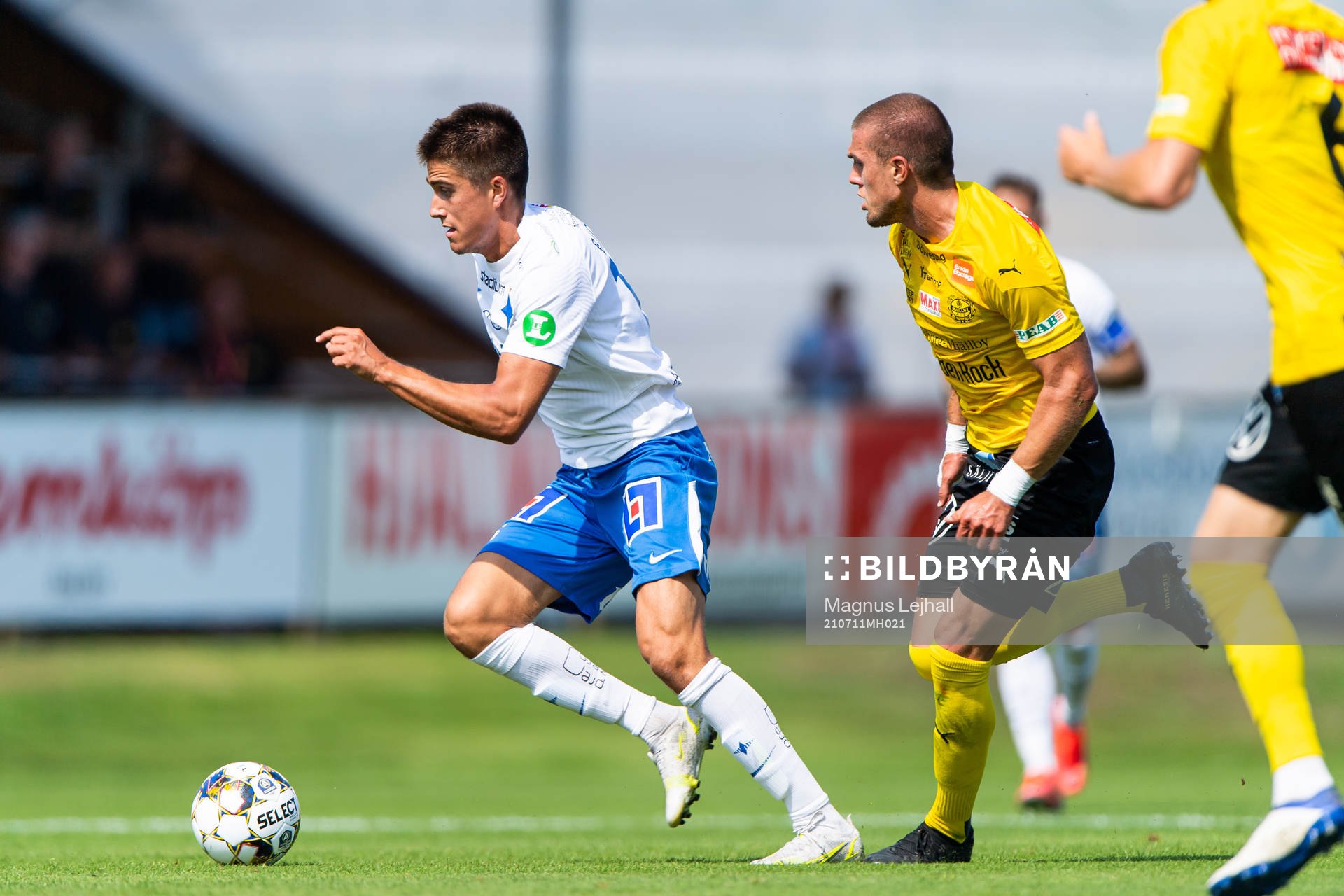 IFK Norrköpings Carl Björk och Mjällbys Ivan Kricak