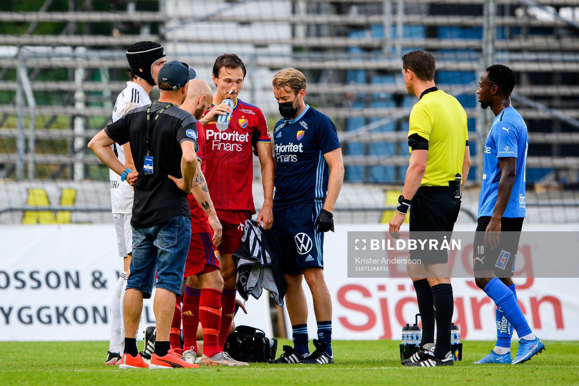 Djurgårdens Hjalmar Ekdal får vård