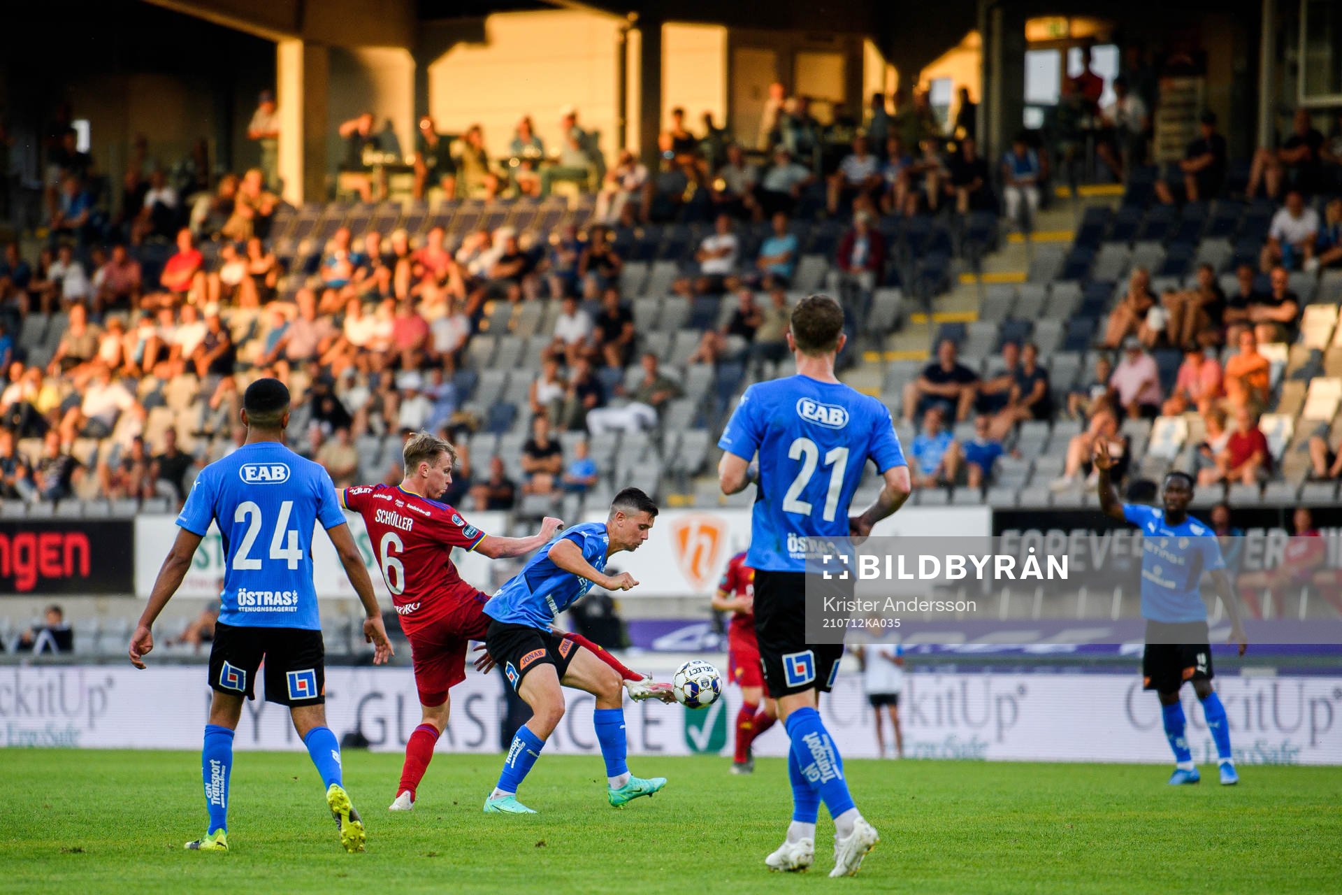 Djurgårdens Rasmus Schüller och Halmstads Marcus Antonsson