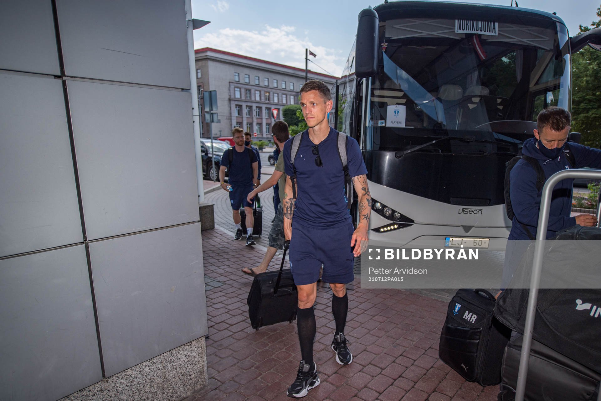 Sören Rieks arrives at the hotel