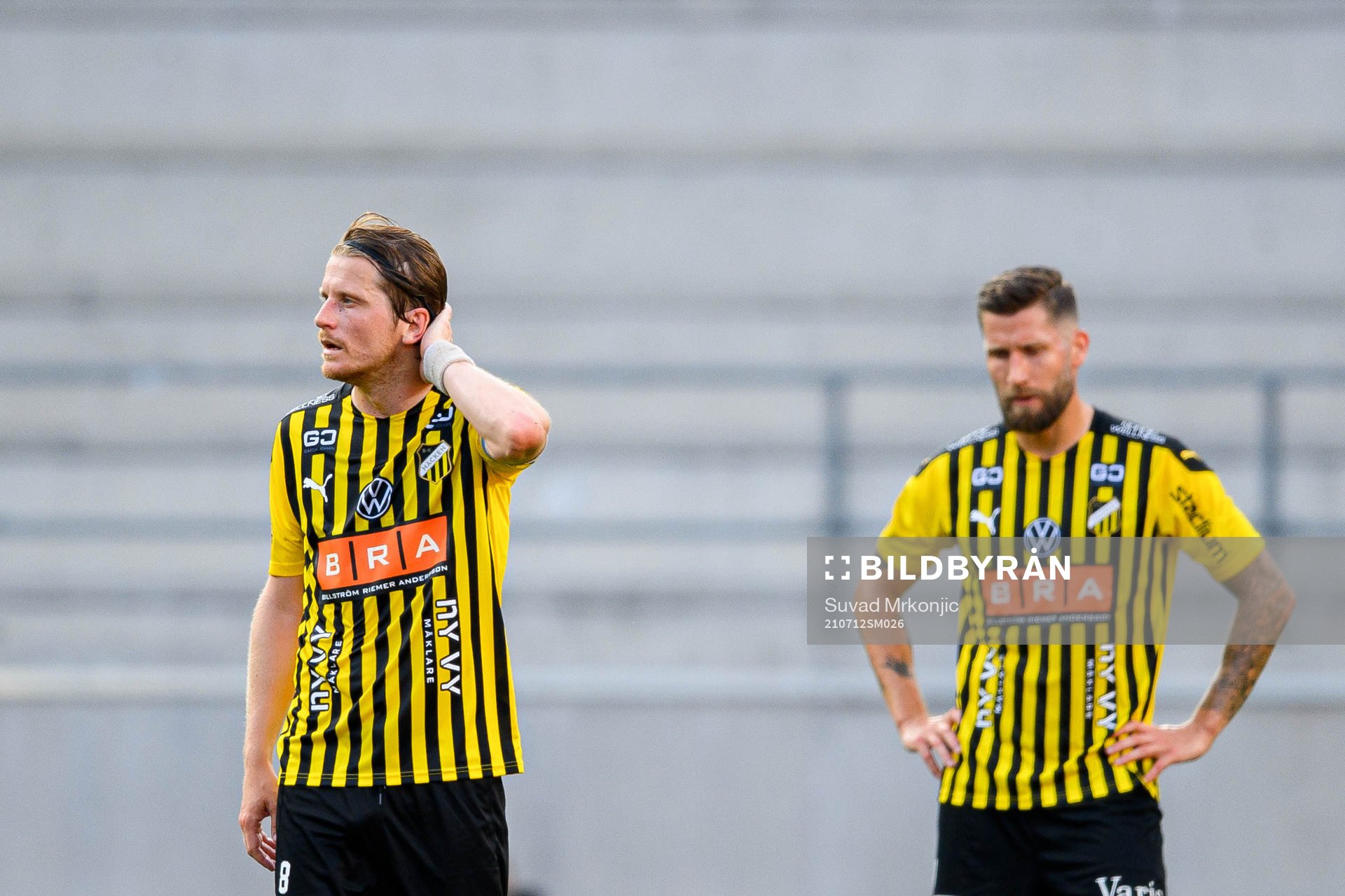 Häckens Erik Friberg och Joona Toivio deppar