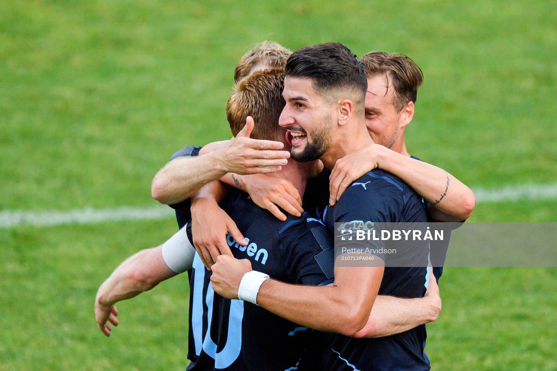 Antonio Colak of Malmö FF celebrates the 0-1 goal