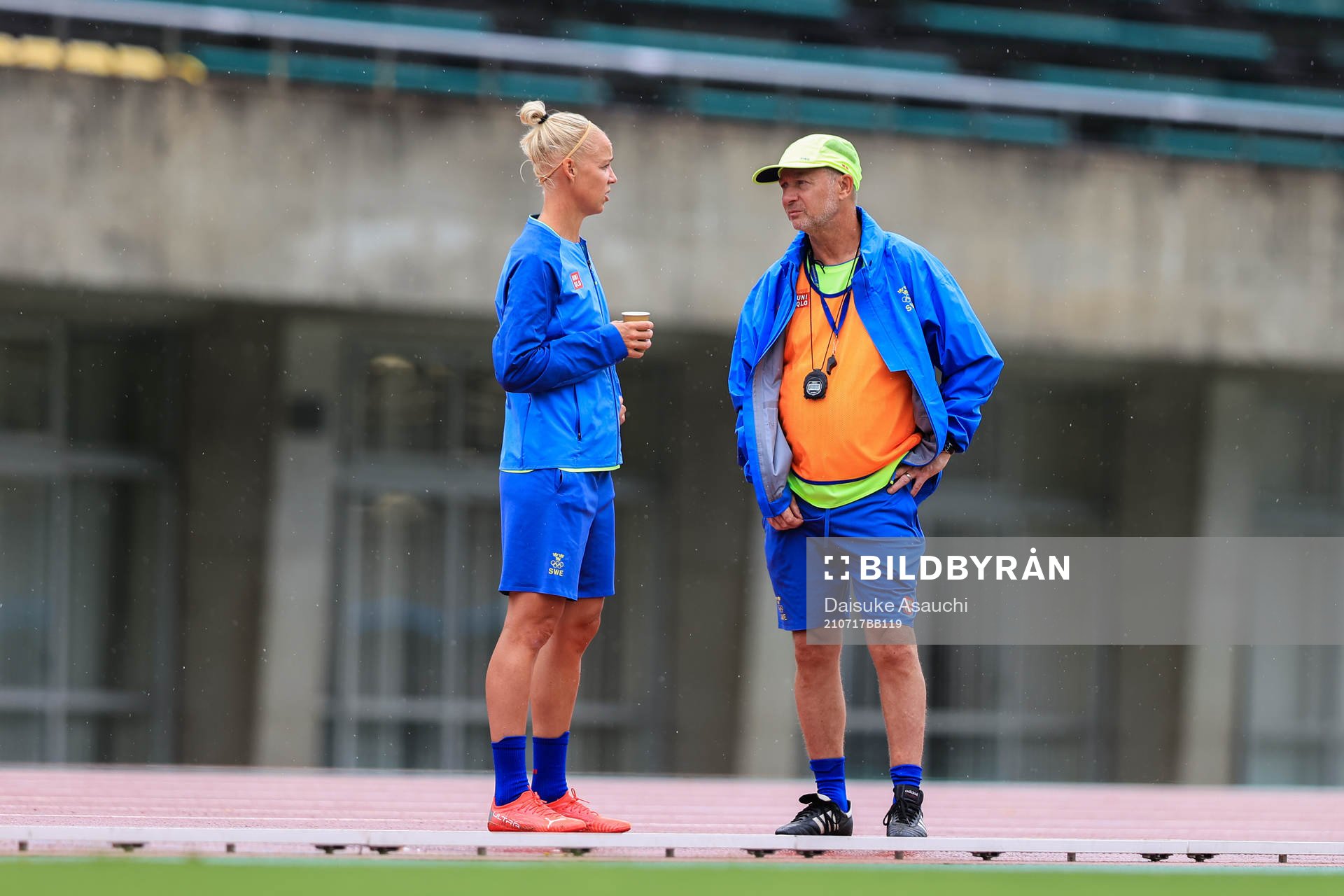 Caroline Seger and Peter Gerhardsson, head coach of the