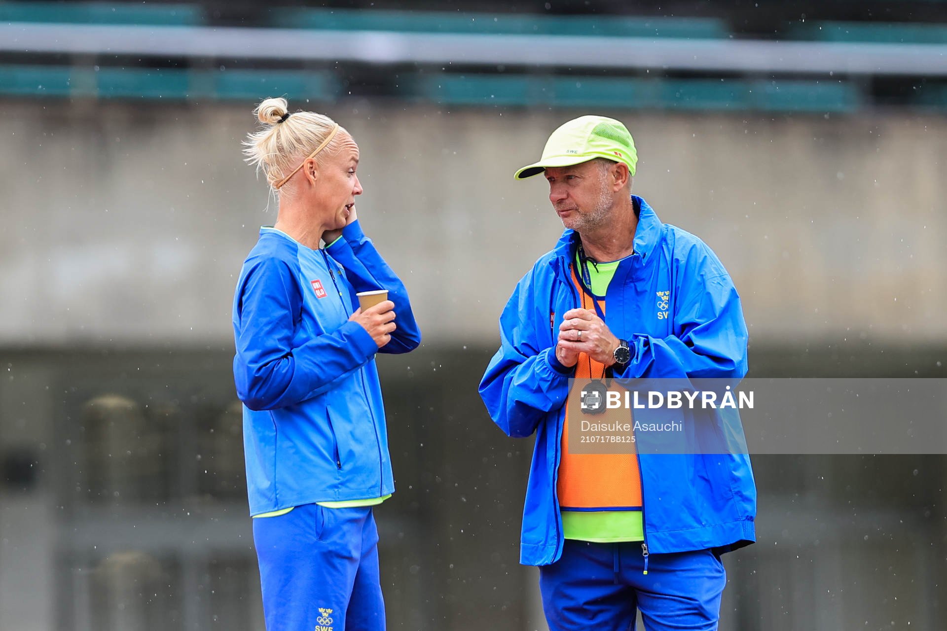 Caroline Seger and Peter Gerhardsson, head coach of the