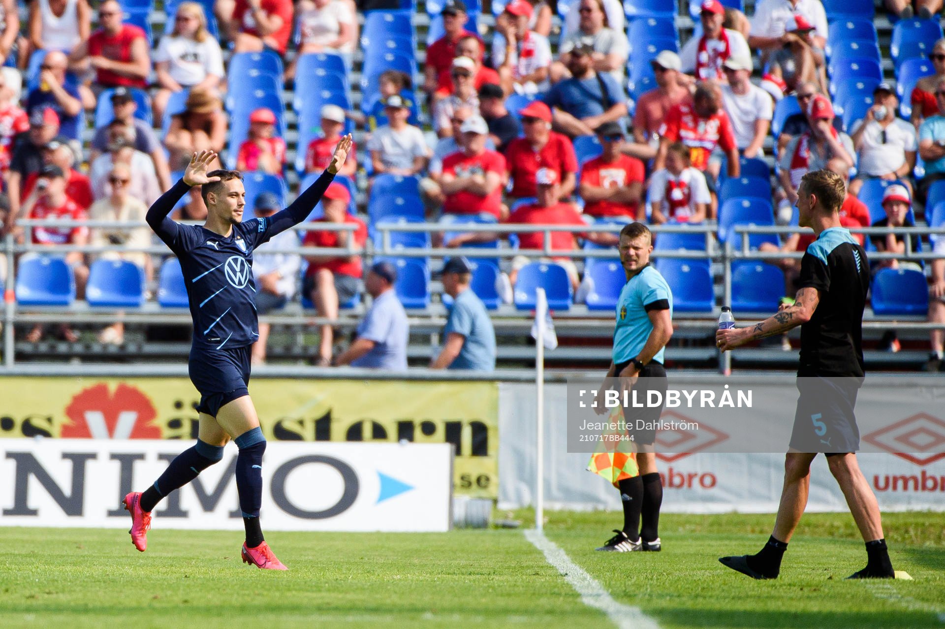 Malmö FFs Veljko Birmancevic jublar