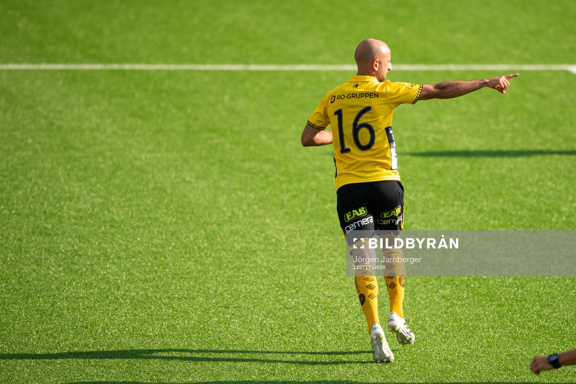 Elfsborgs Robert Gojani jublar