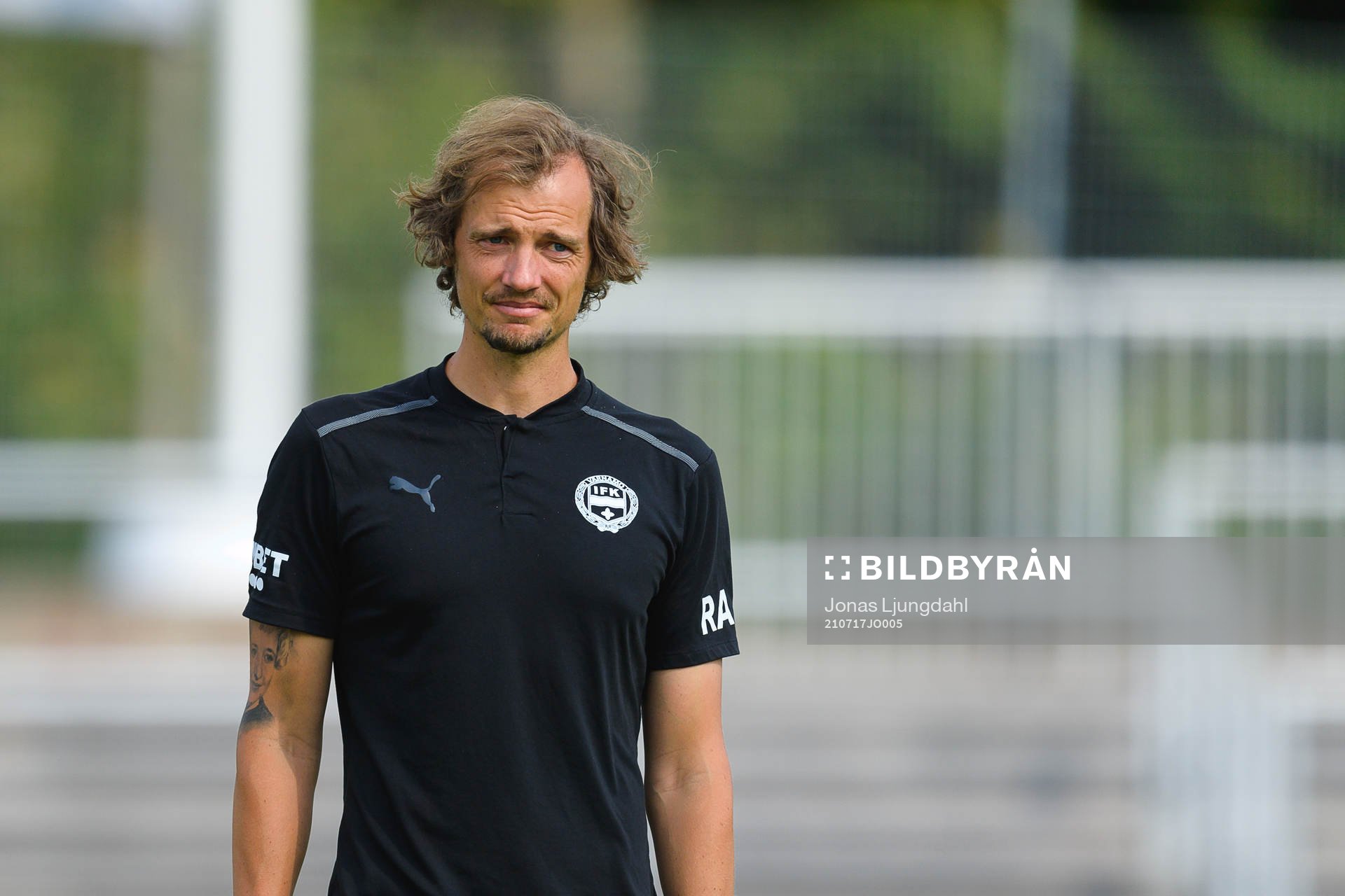 Värnamos tränare Robin Asterhed före fotbollsmatchen i