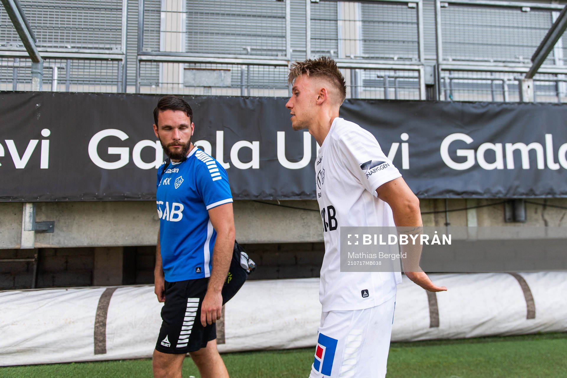 Brages Bjarni Mark Antonsson lämnar plan