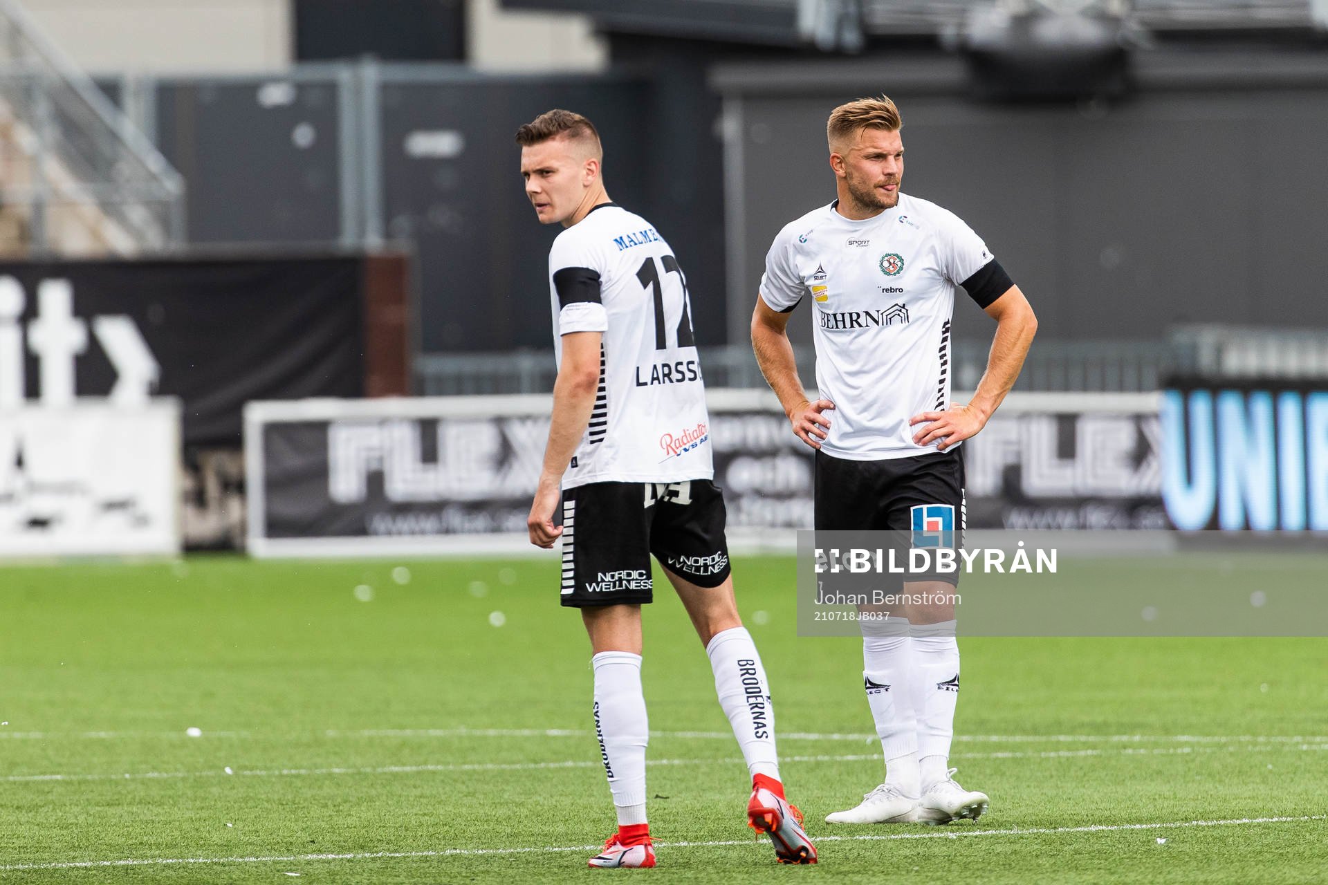 Örebros Jake Larsson och Erik Björndahl deppar
