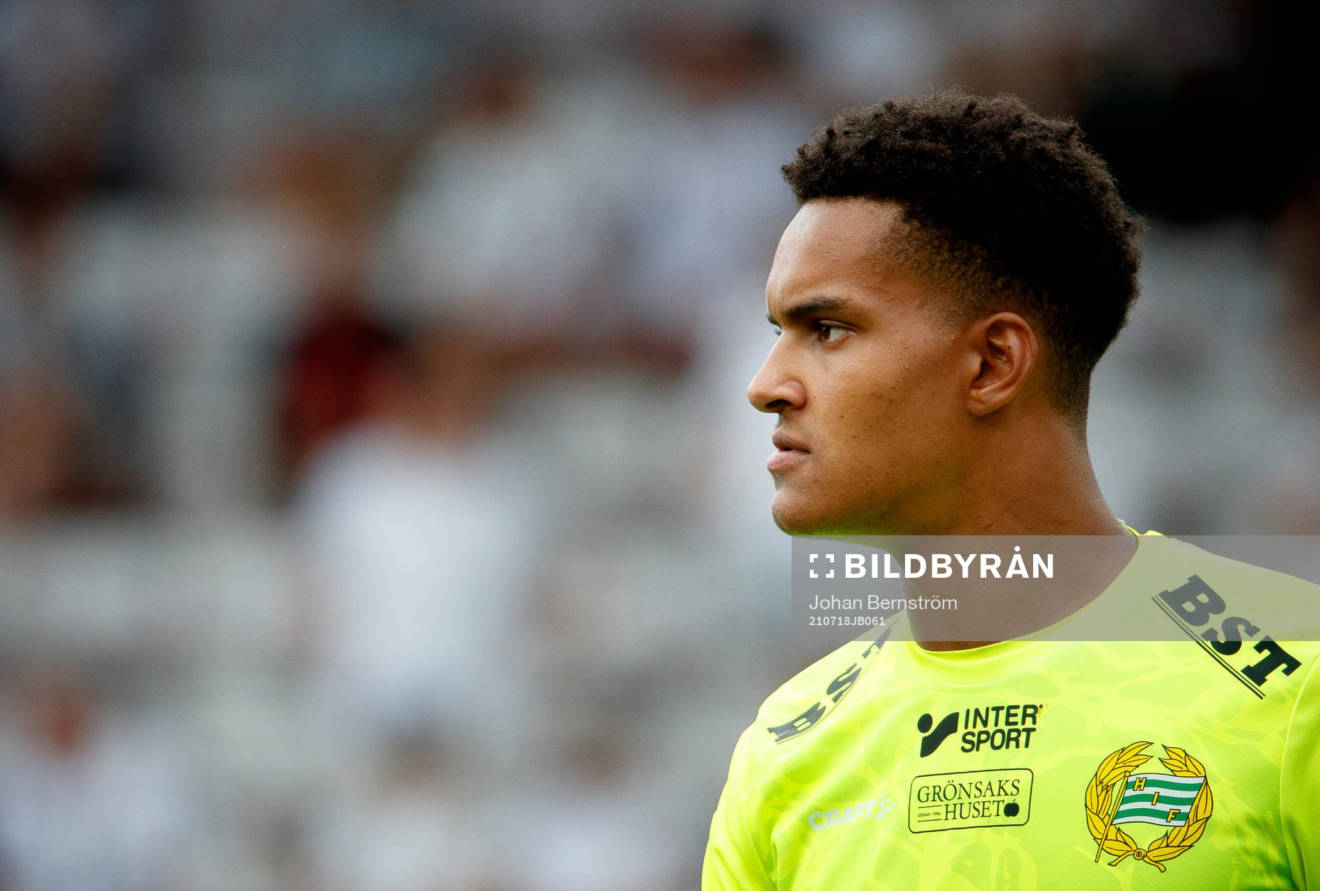 Hammarbys målvakt Oliver Dovin